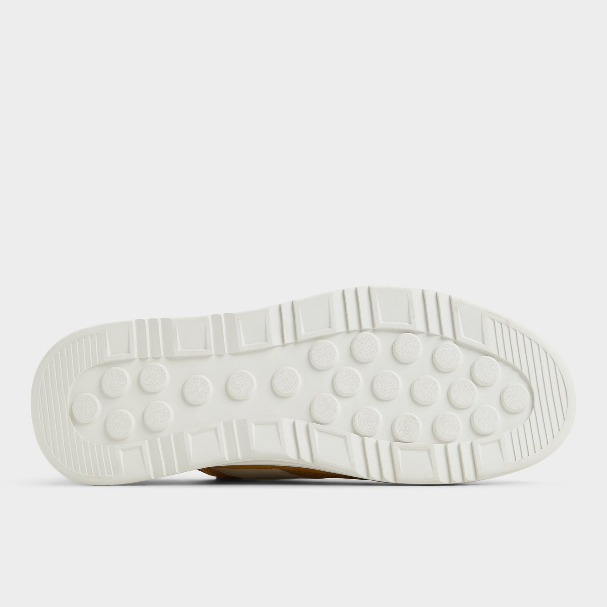 View of Medium Yellow Clubmtl Low top sneaker's sole