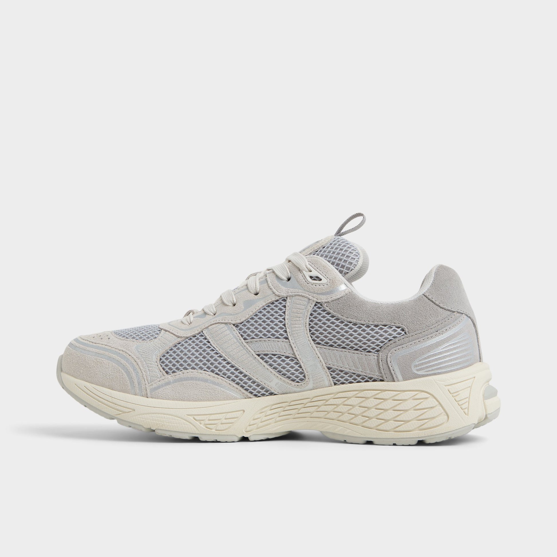 Vue latérale de Gris Blade Sneaker bas