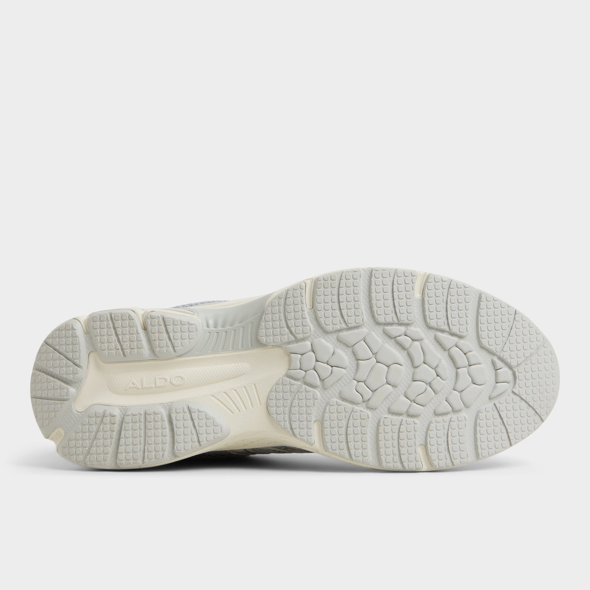 Vue de la semelle de Gris Blade Sneaker bas