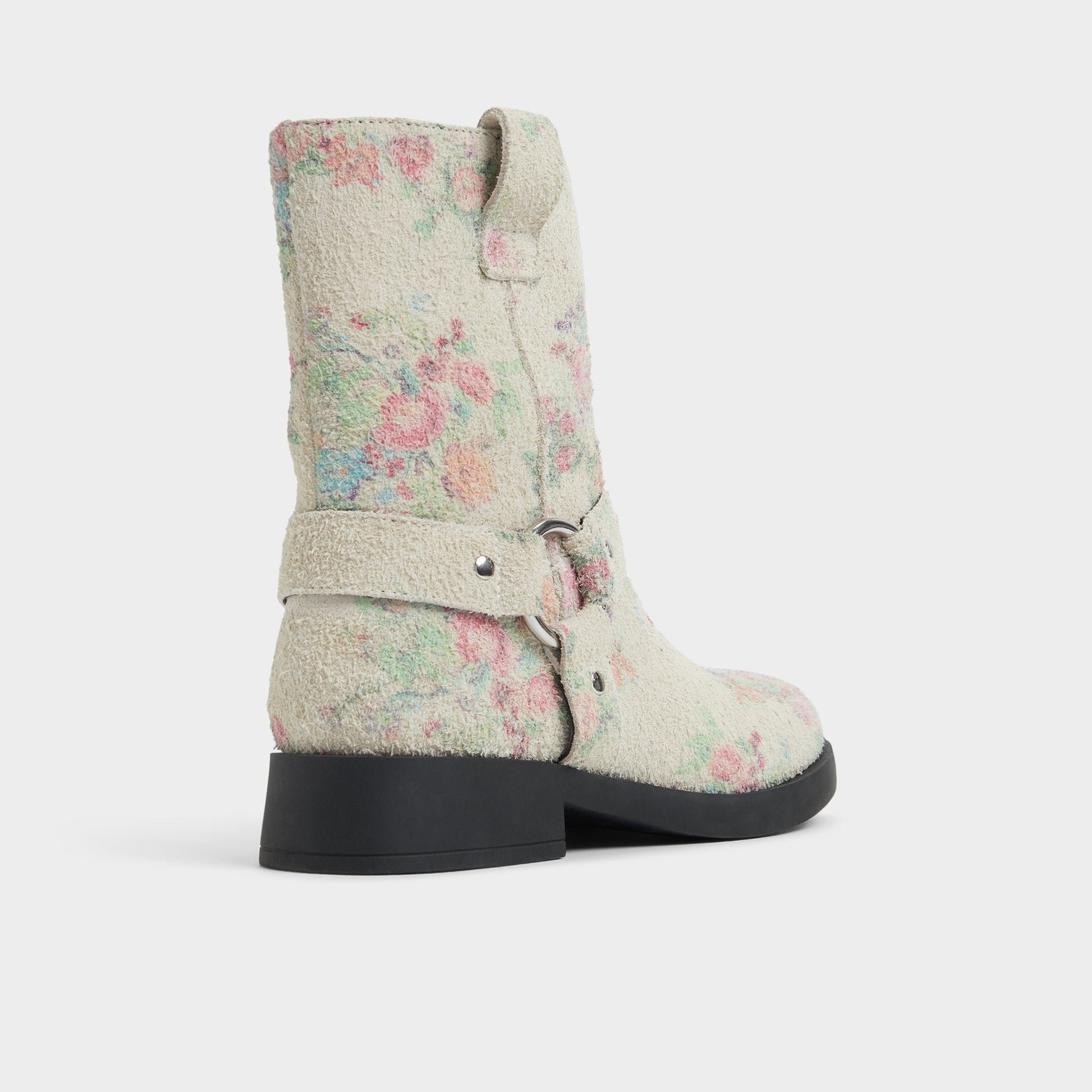 Three-quarter angle of Multi Notorious Motorcycle ankle boot's back side
