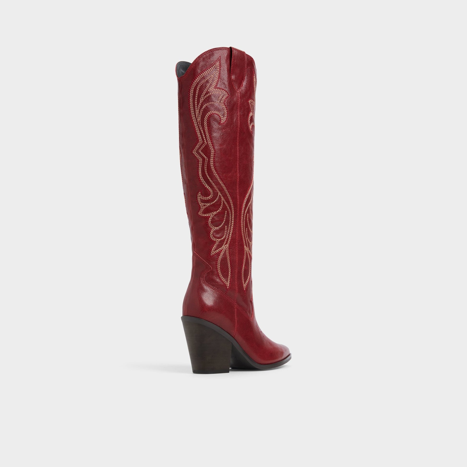 Three-quarter angle of Medium Red Alamo Western boot's back side