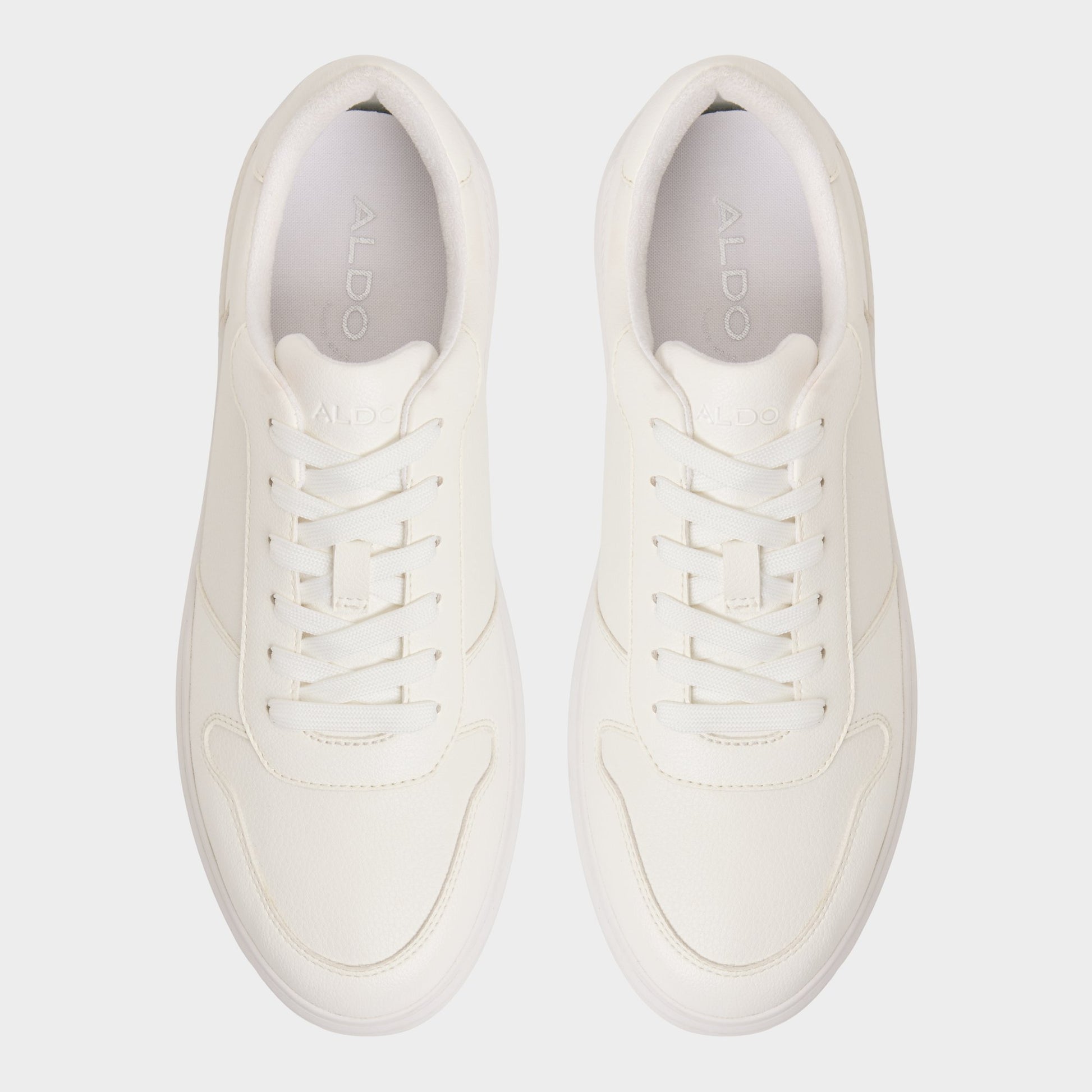 Vue de dessus de la Blanc Retrosneaker Sneaker bas