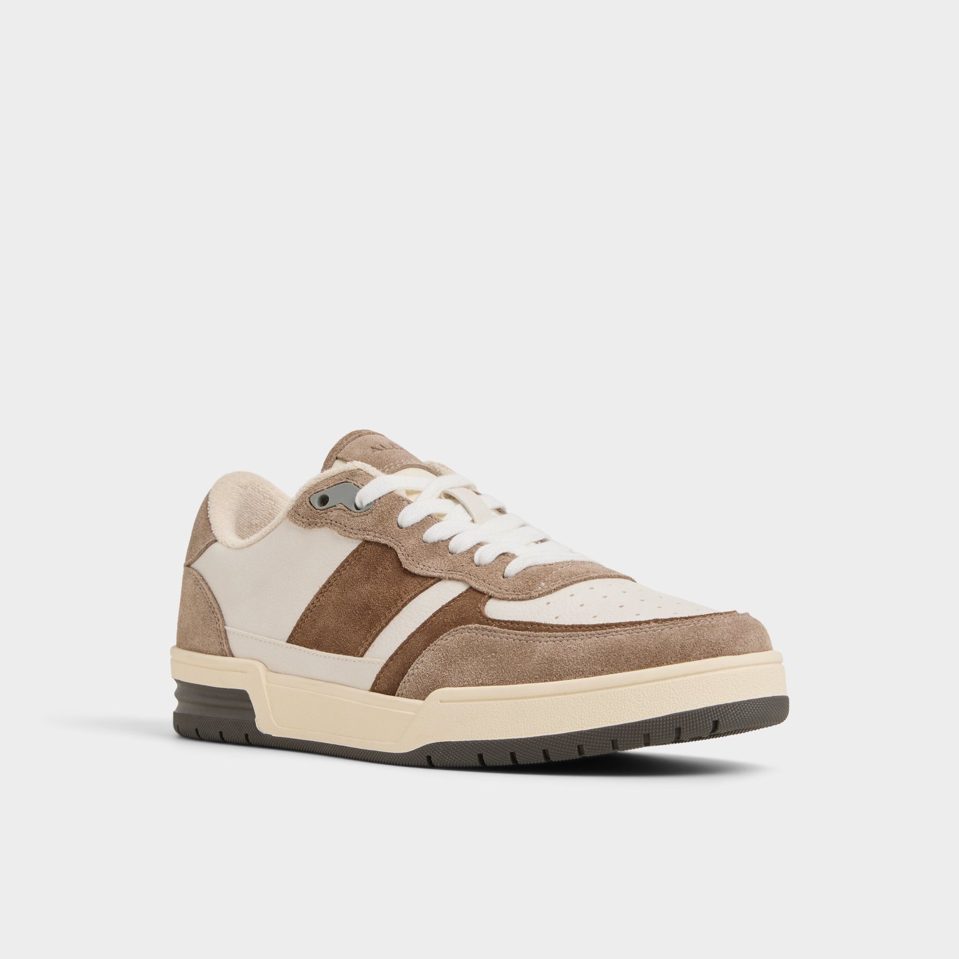 Three-quarter angle of Other Brown Topper Low top sneaker's front side