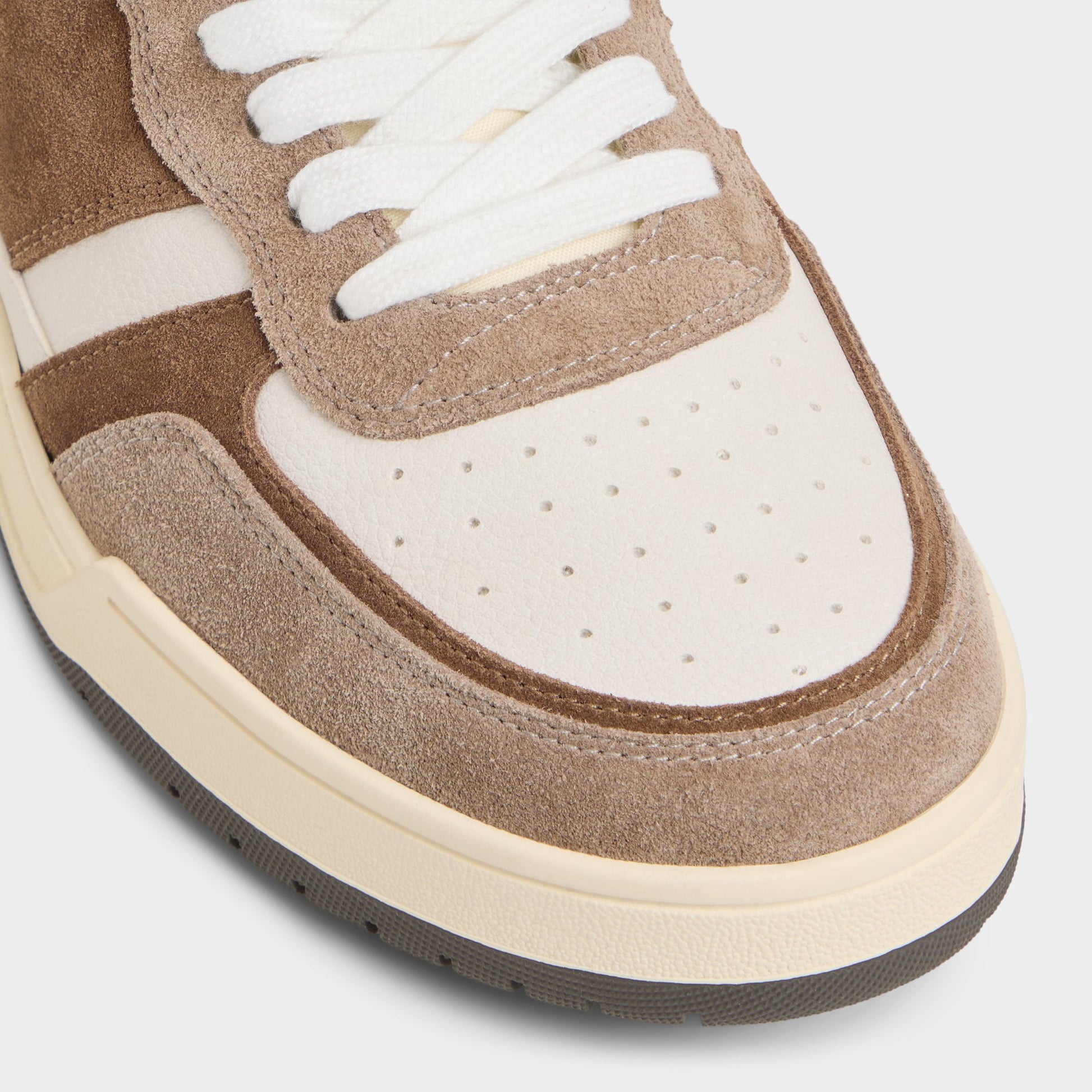 Close-up of the Other Brown Topper Low top sneaker