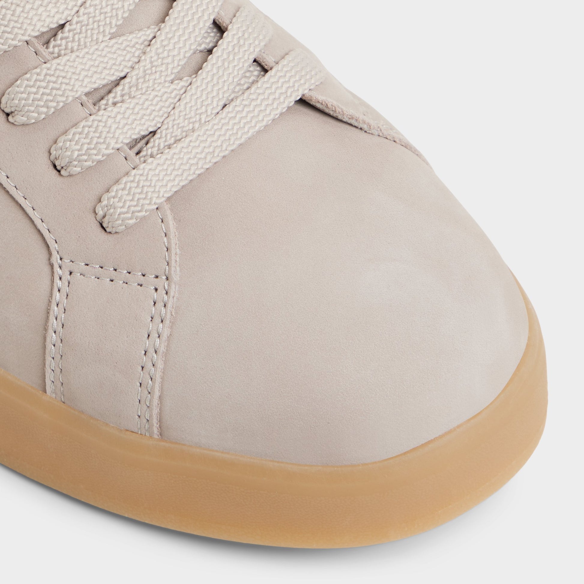 Close-up of the Light Grey Mtl1972snkr-m Low top sneaker