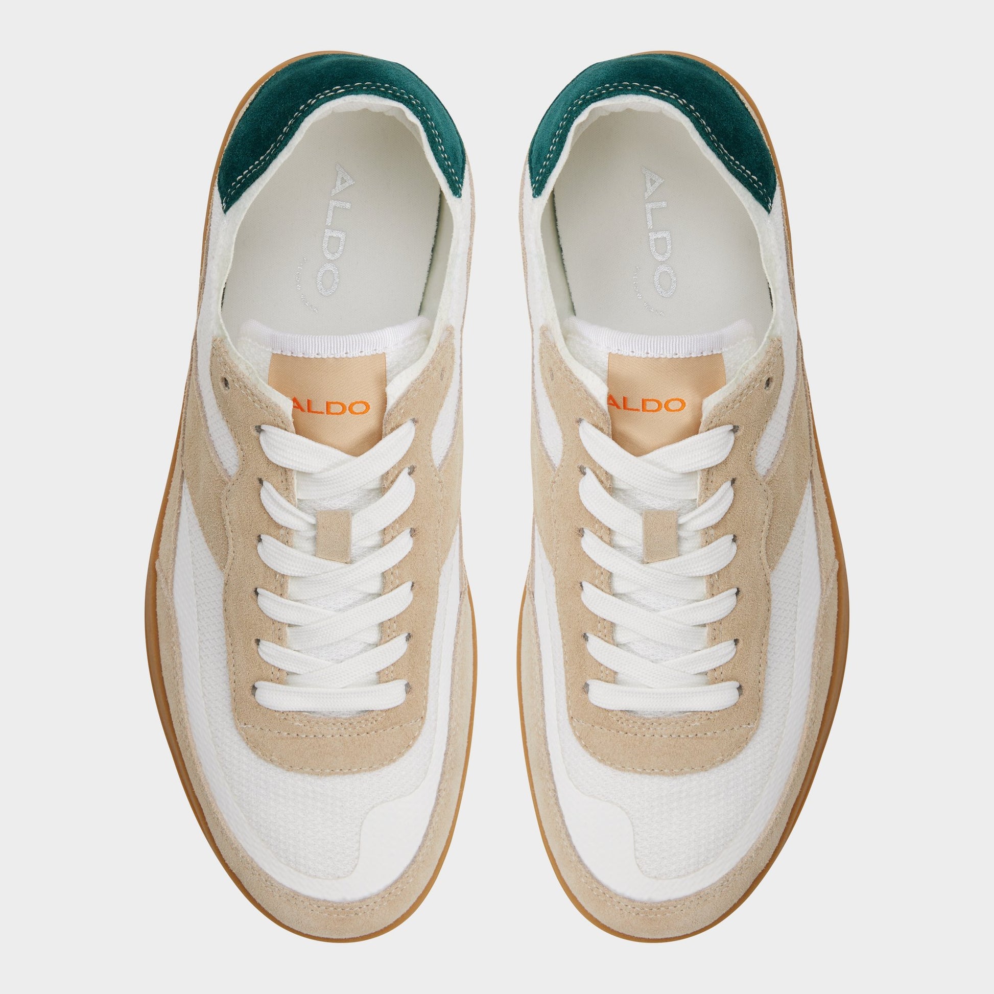 Top-down view of the White Julius Low top sneaker