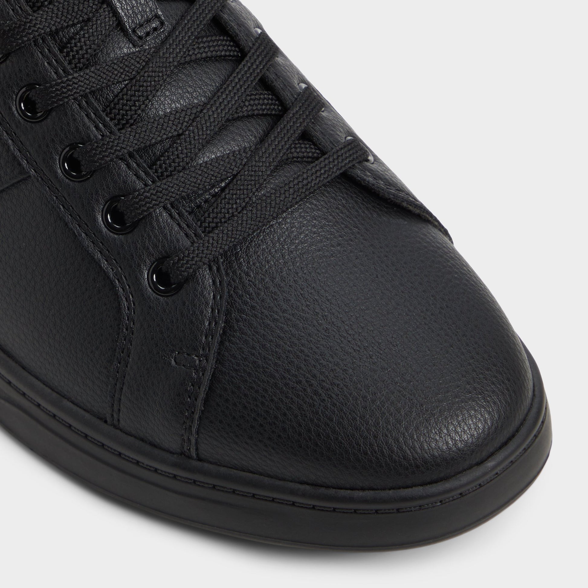 Close-up of the Other Black Ozzy Low top sneaker