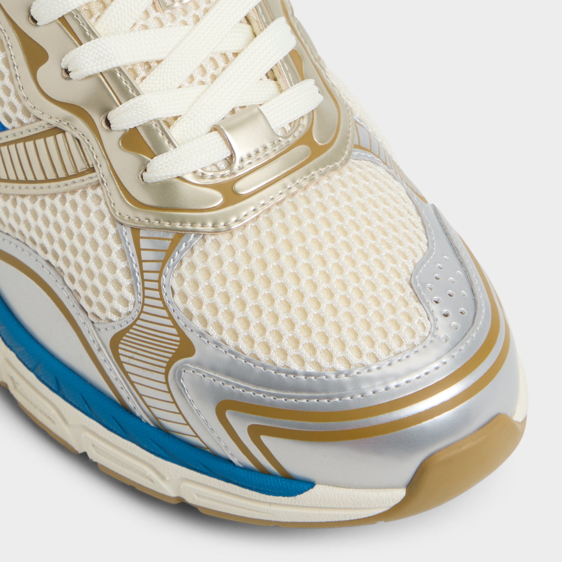 Close-up of the Bone Blade Low top sneaker