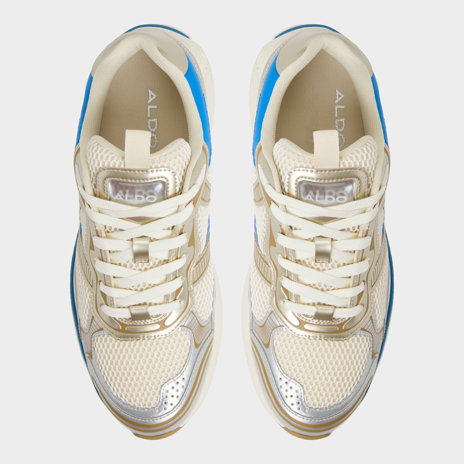 Top-down view of the Bone Blade Low top sneaker