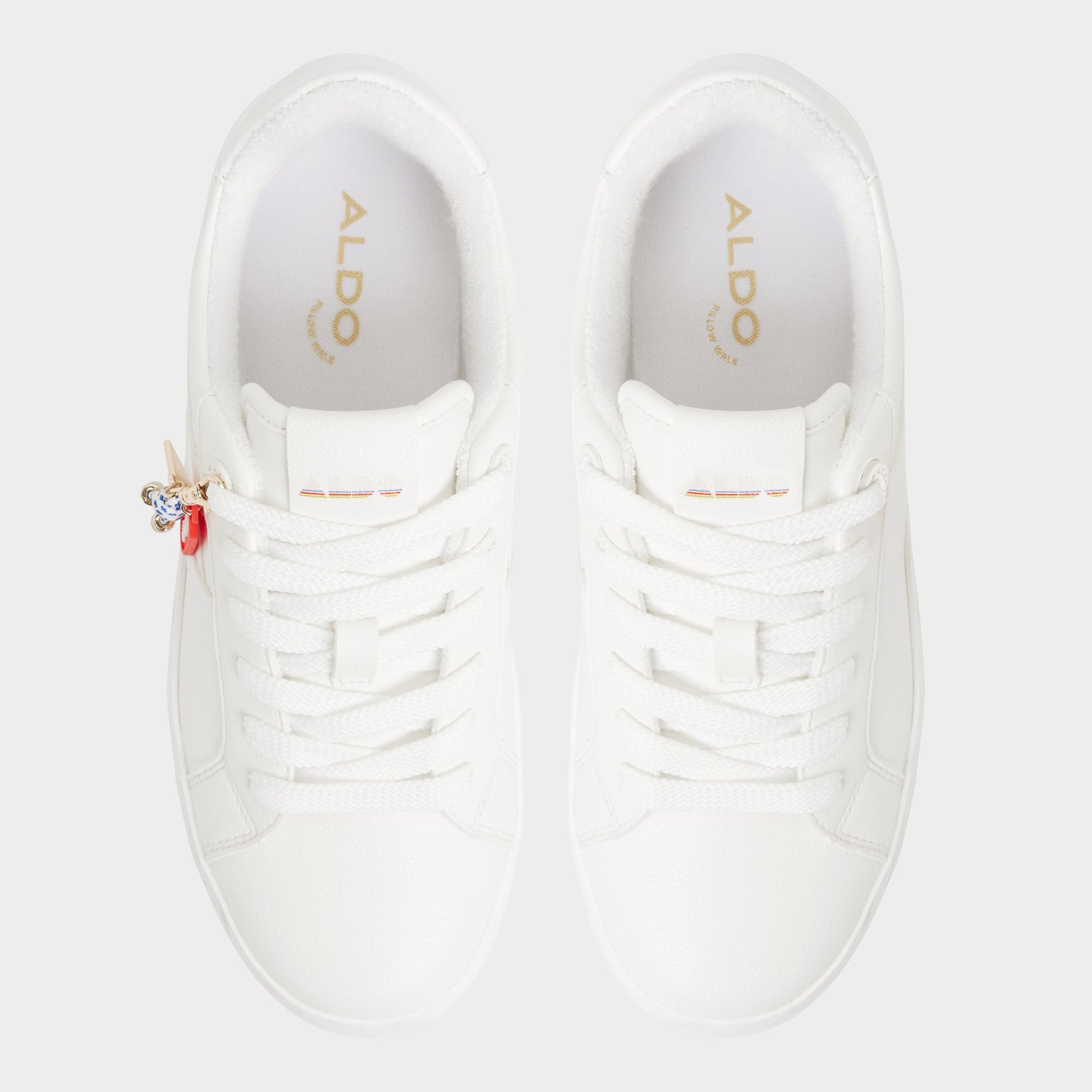 Vue de dessus de la Blanc Mtl1972snkr-l Sneaker bas