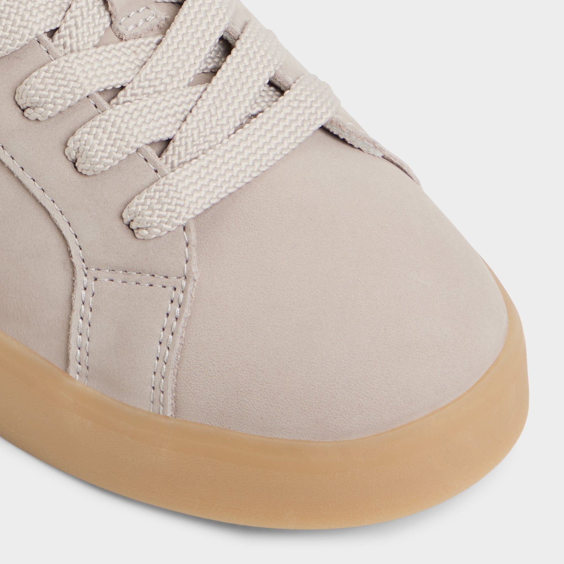 Close-up of the Light Grey Mtl1972snkr-l Low top sneaker
