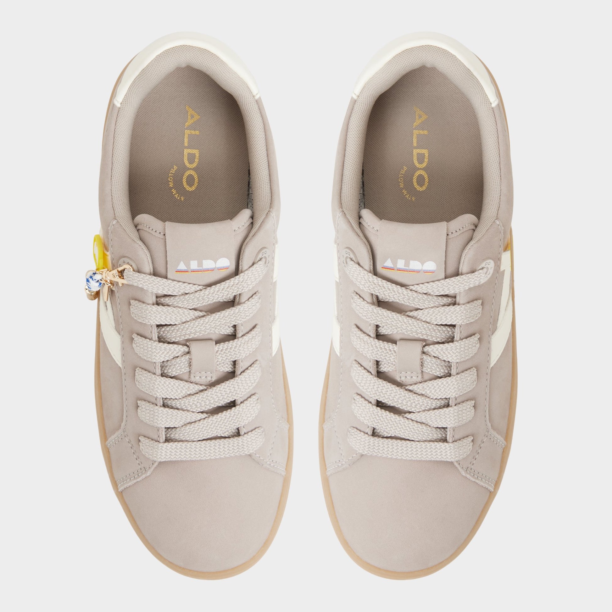 Top-down view of the Light Grey Mtl1972snkr-l Low top sneaker
