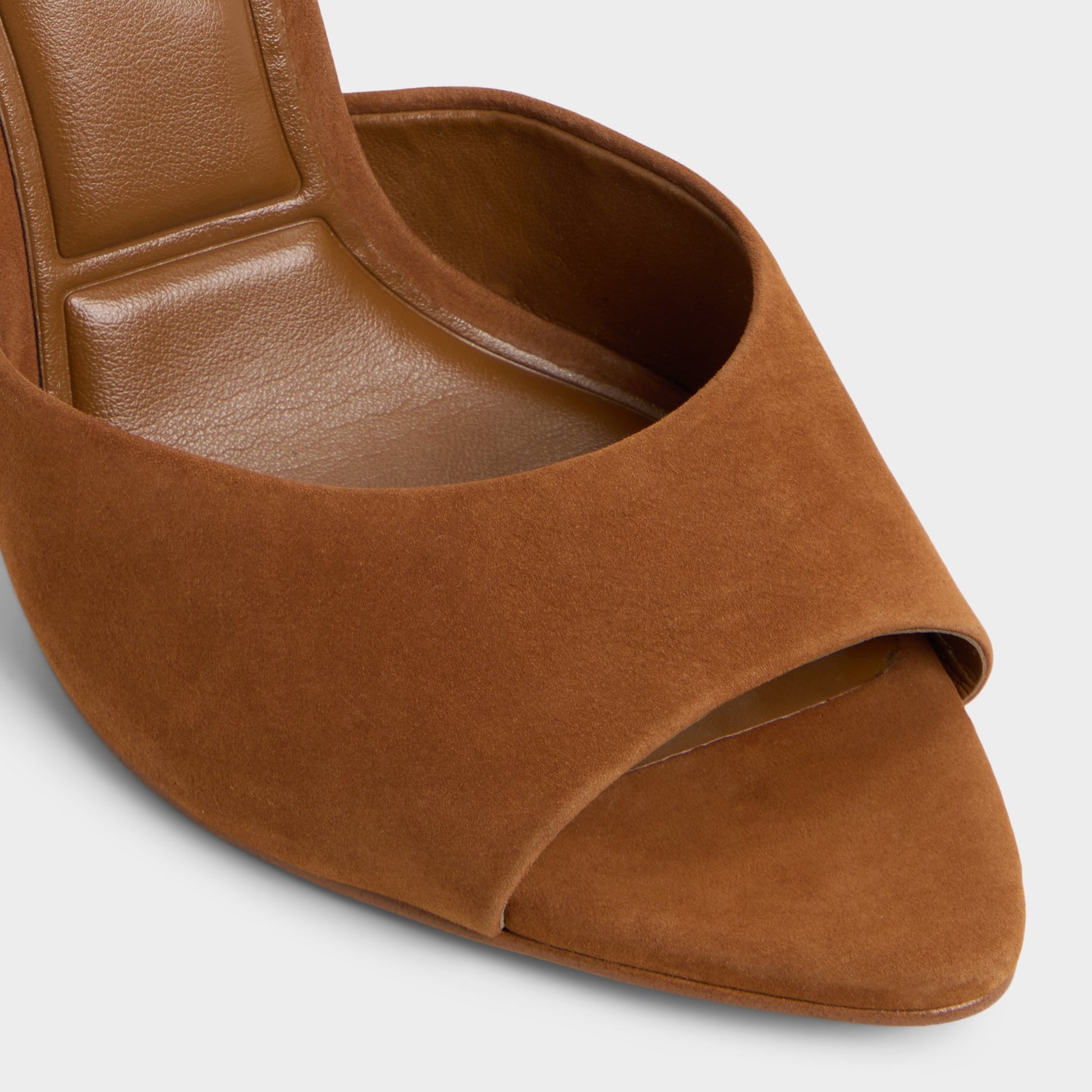 Close-up of the Medium Brown Rylea Heeled mule