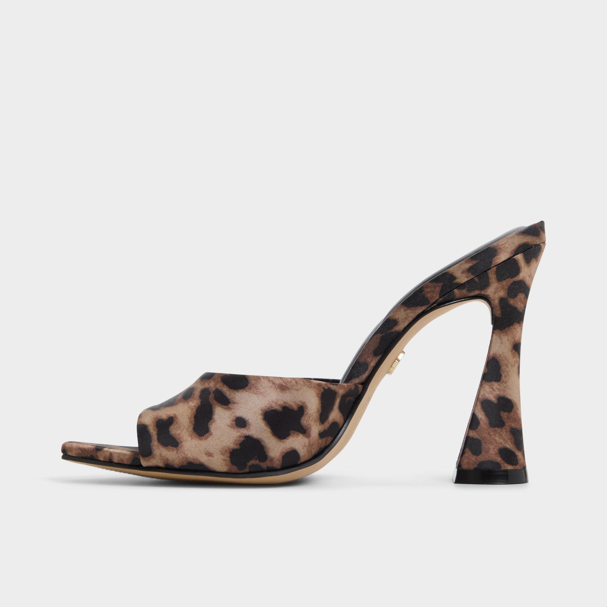 Side view of Brown multi Rylea Heeled mule