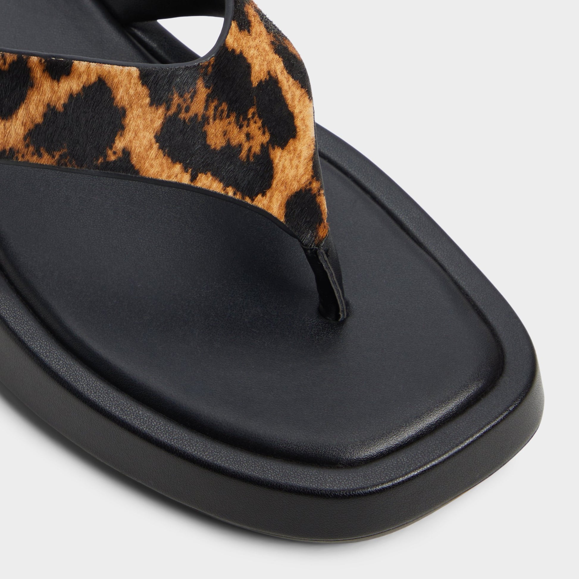 Close-up of the Brown Multi Grettle Flip flop