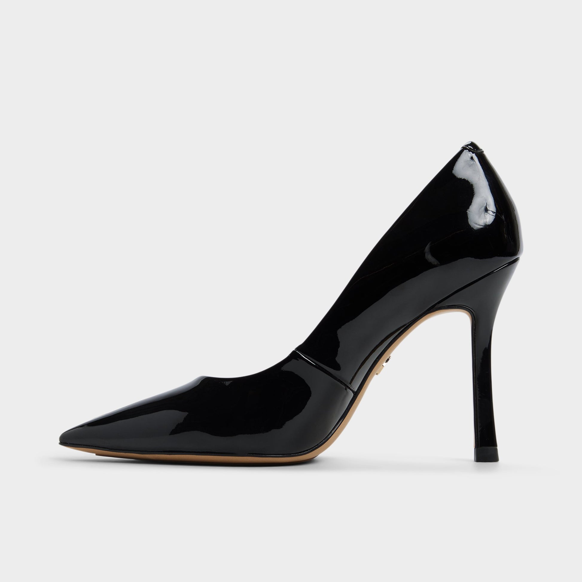 Side view of Other Black Stessy3.0 Pump