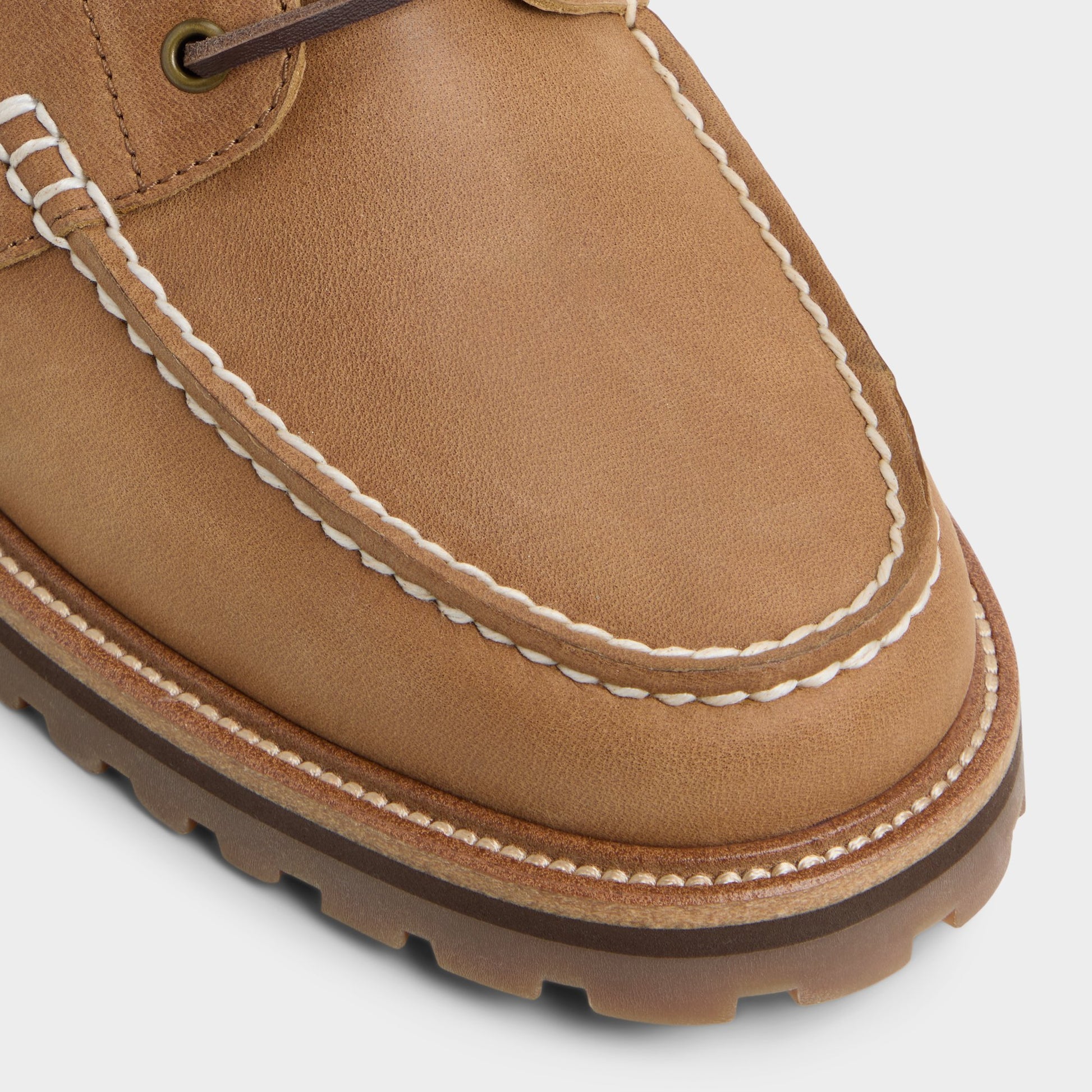 Gros plan de la Cognac Cedric Chaussures nautiques