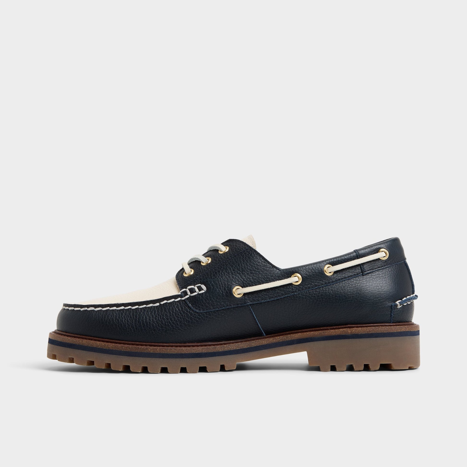 Side view of Navy Cedric Boat shoe