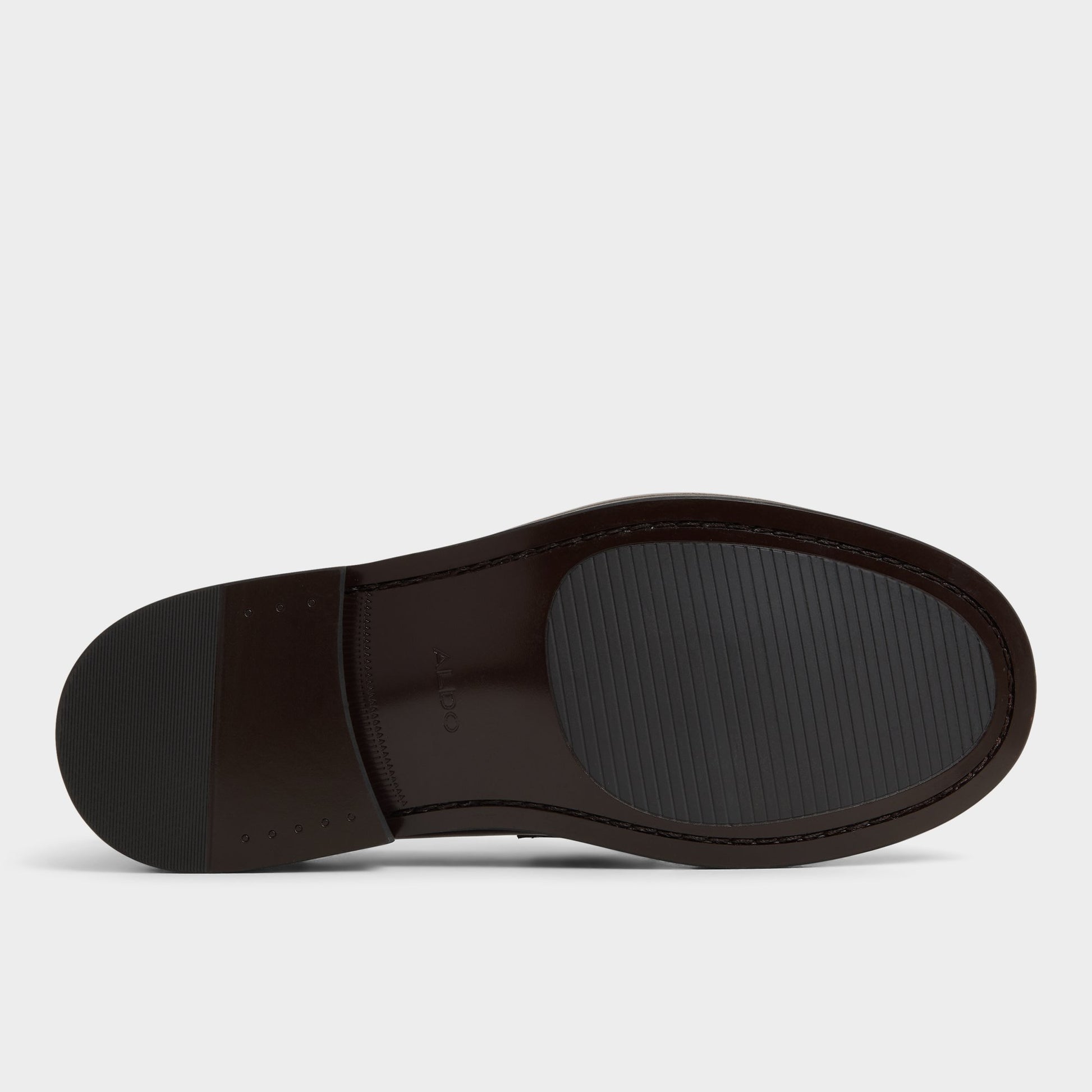 View of Bordo Arturo Loafer's sole