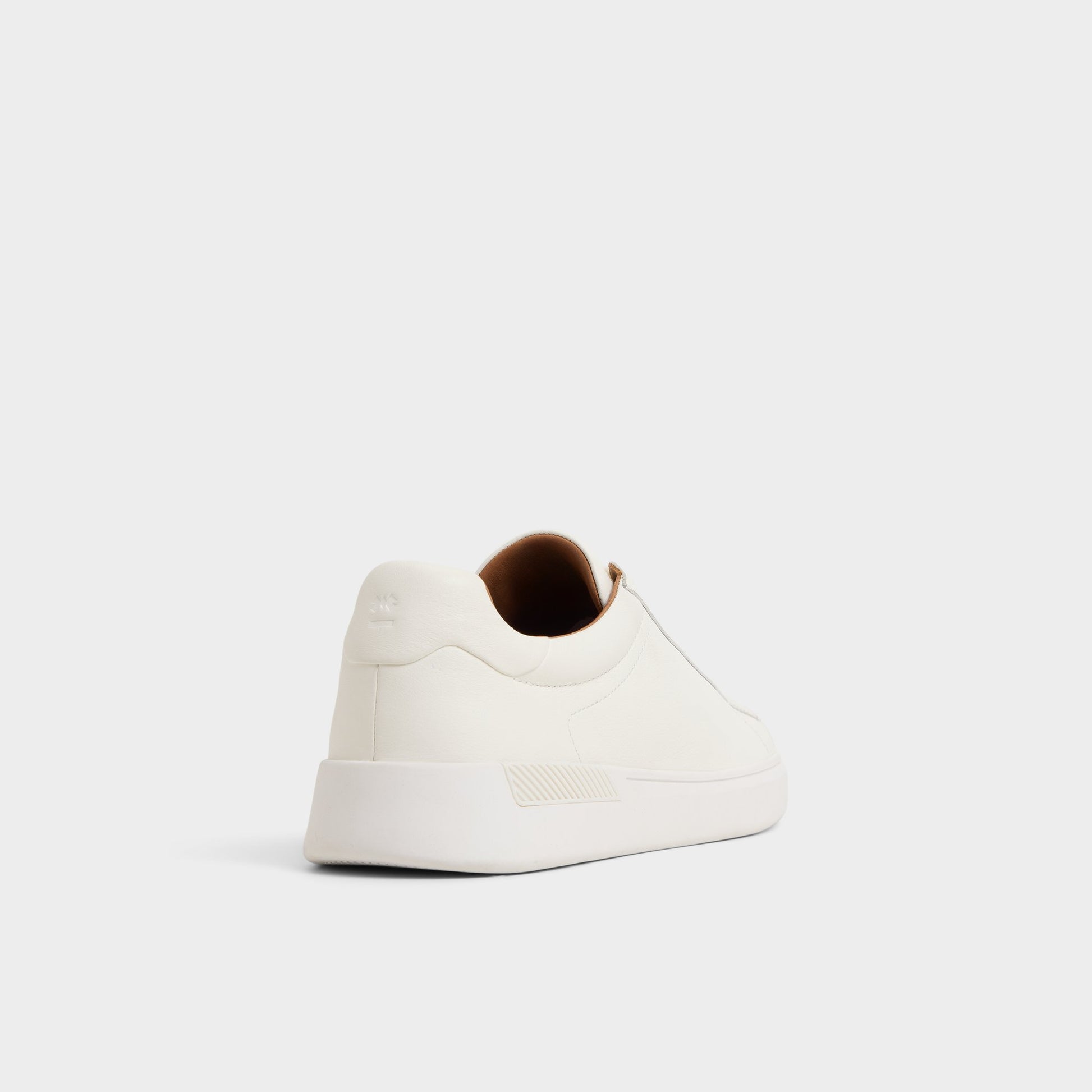 Three-quarter angle of White Seeger Low top sneaker's back side