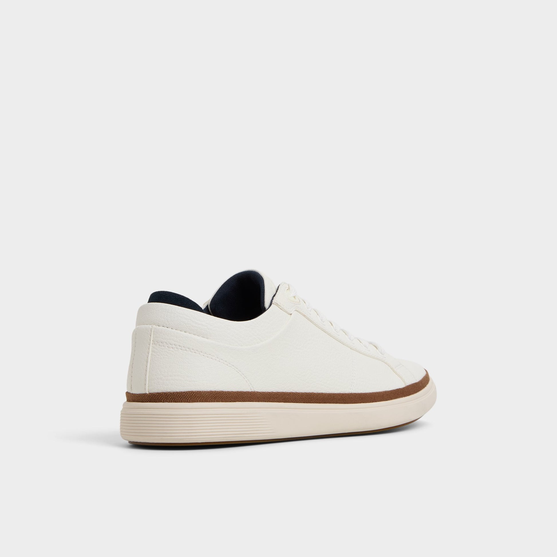 Three-quarter angle of White overflow Finespec Low top sneaker's back side