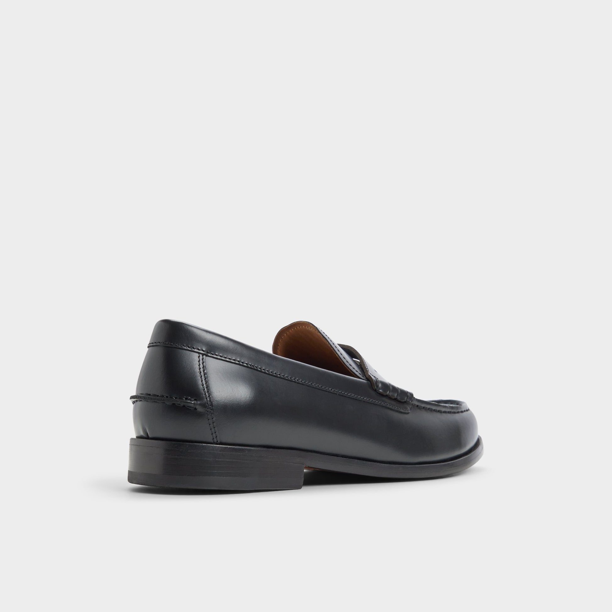 Three-quarter angle of Black Jarom Loafer's back side