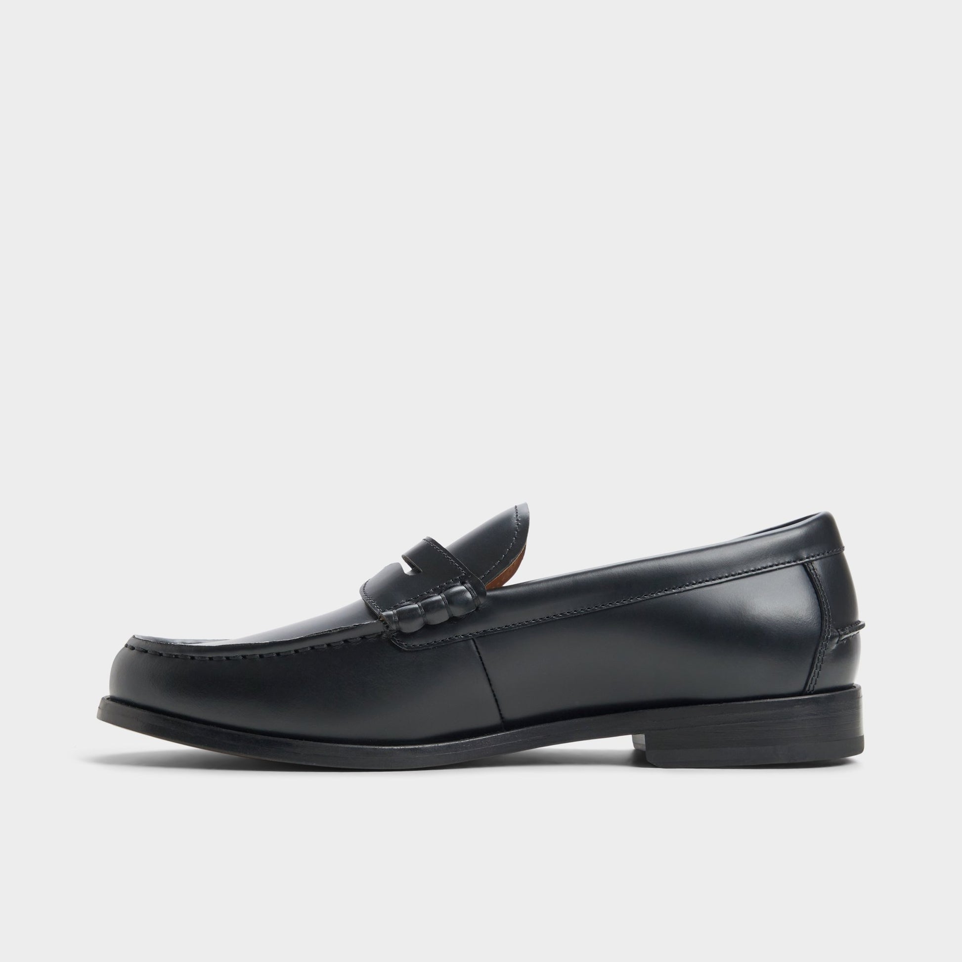Side view of Black Jarom Loafer