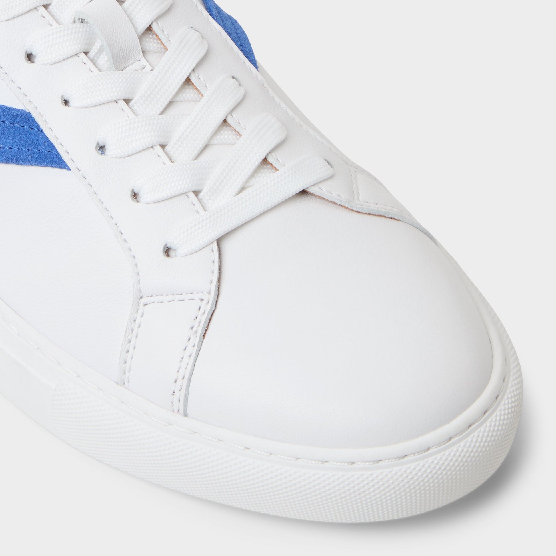 Close-up of the Other White Leroy Low top sneaker