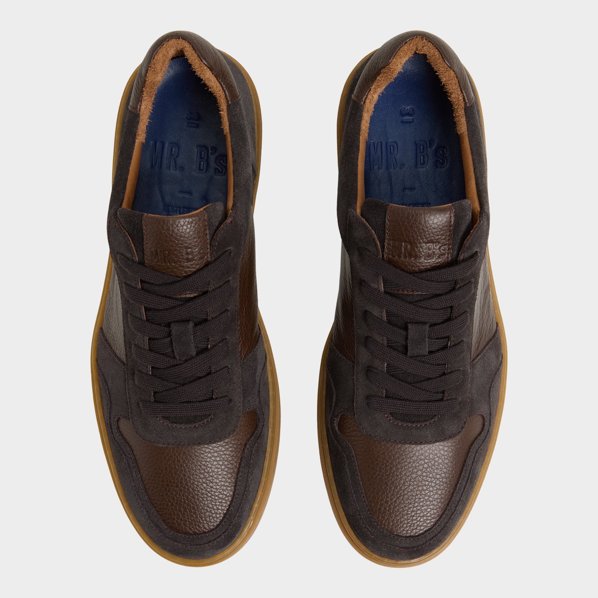 Top-down view of the Dark Brown Montie Low top sneaker