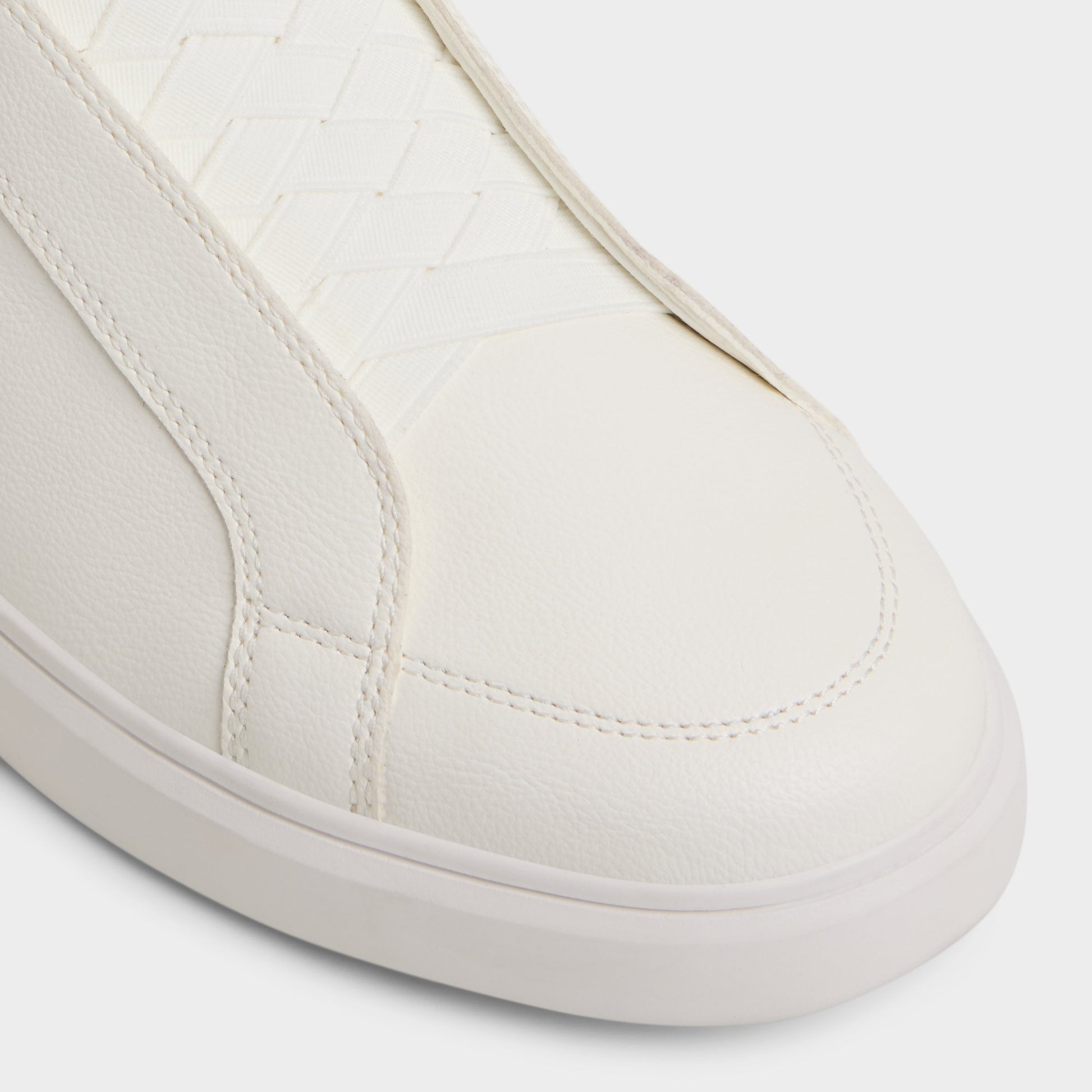 Close-up of the White Jona Slip-on sneaker