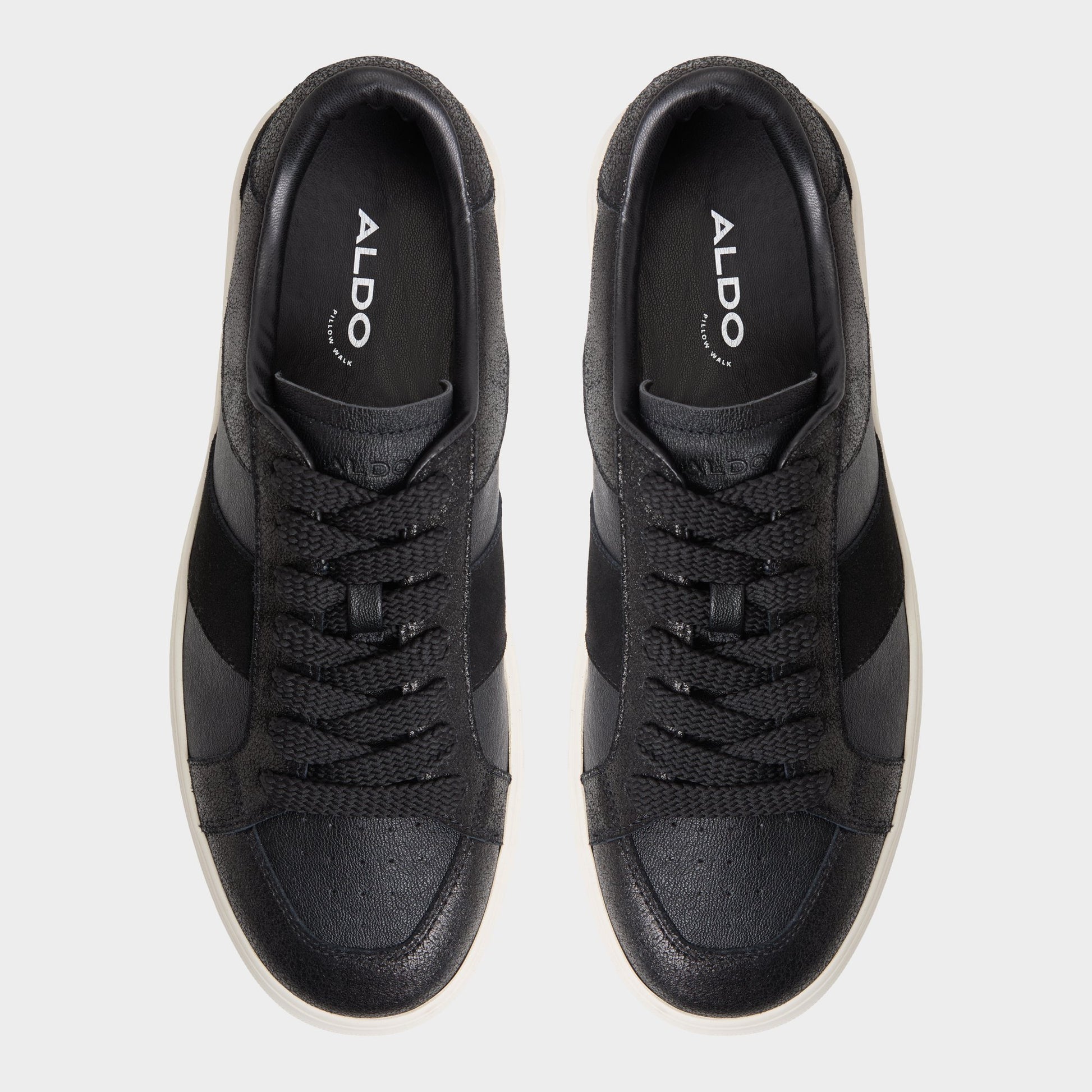 Top-down view of the Black Braxton Low top sneaker