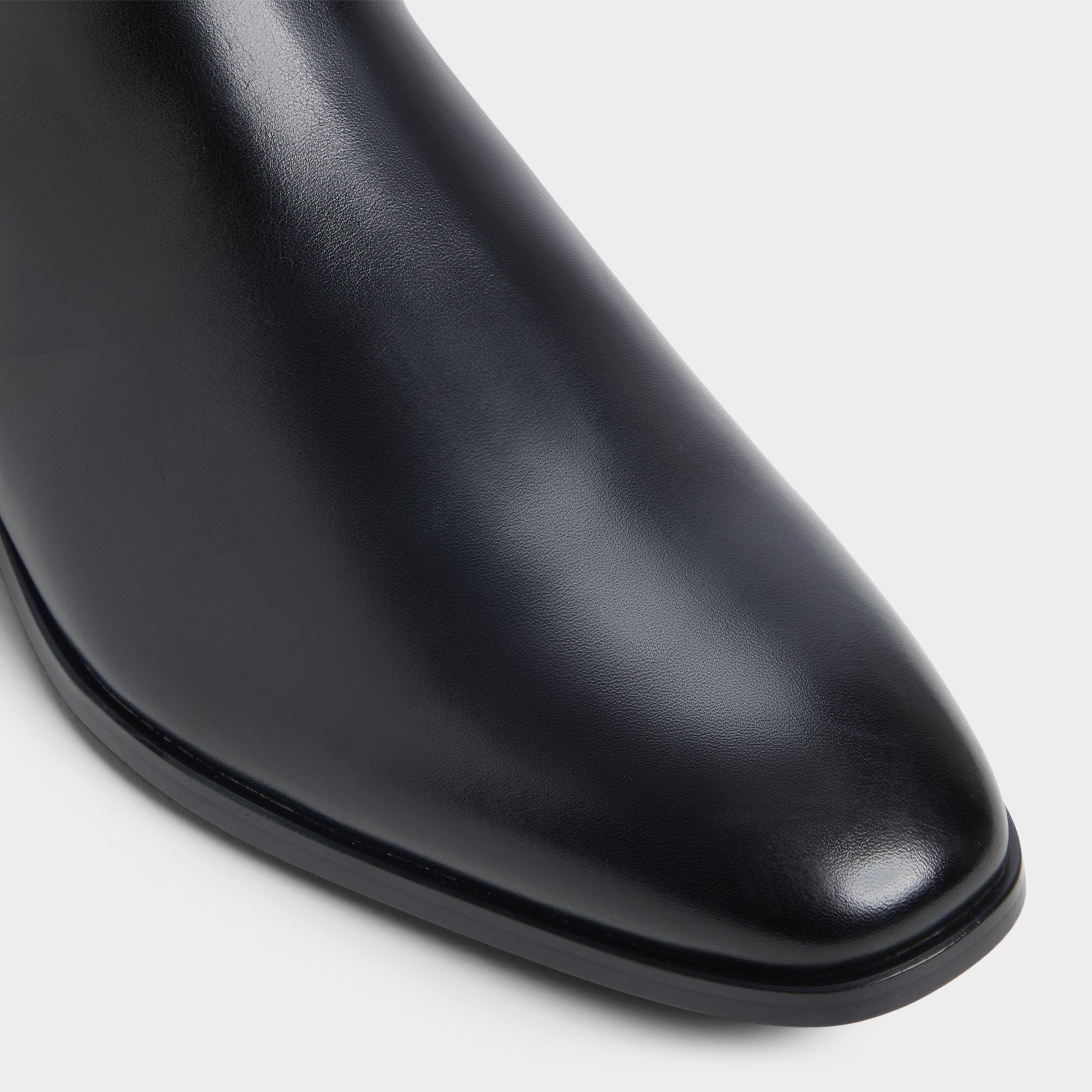 Close-up of the Black Sosa Chelsea boot