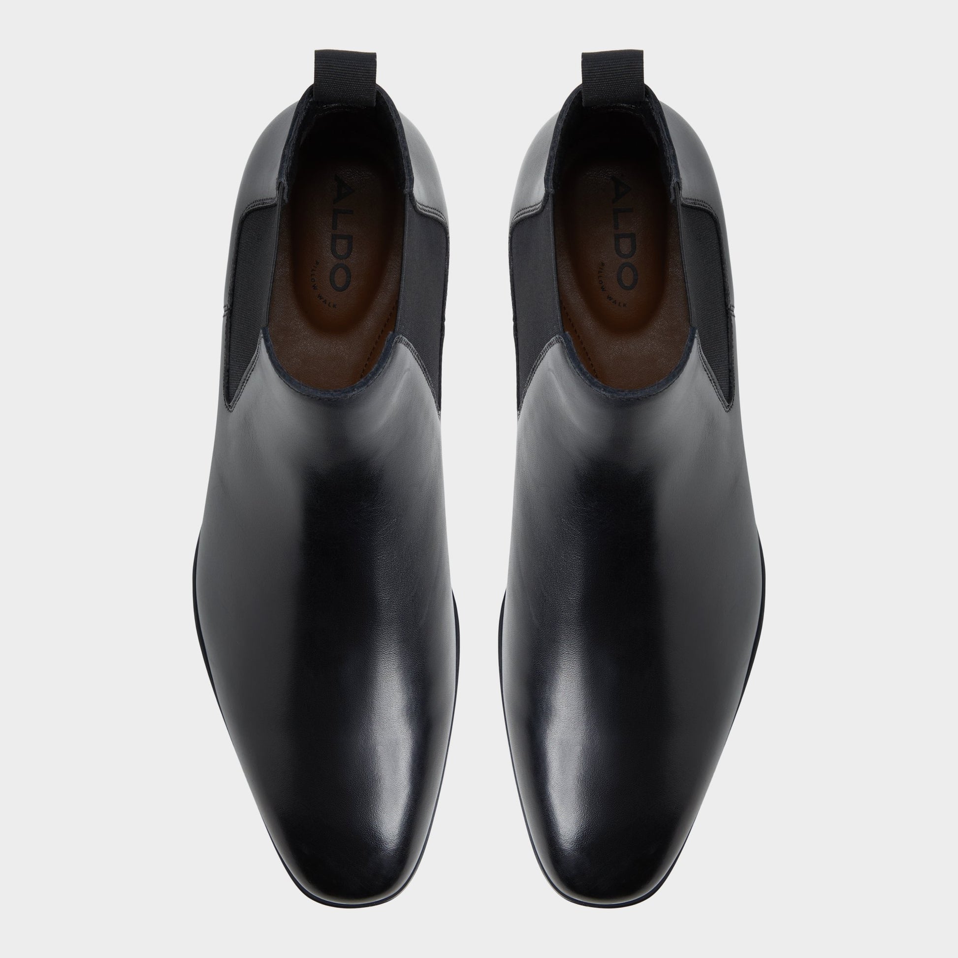 Top-down view of the Black Sosa Chelsea boot