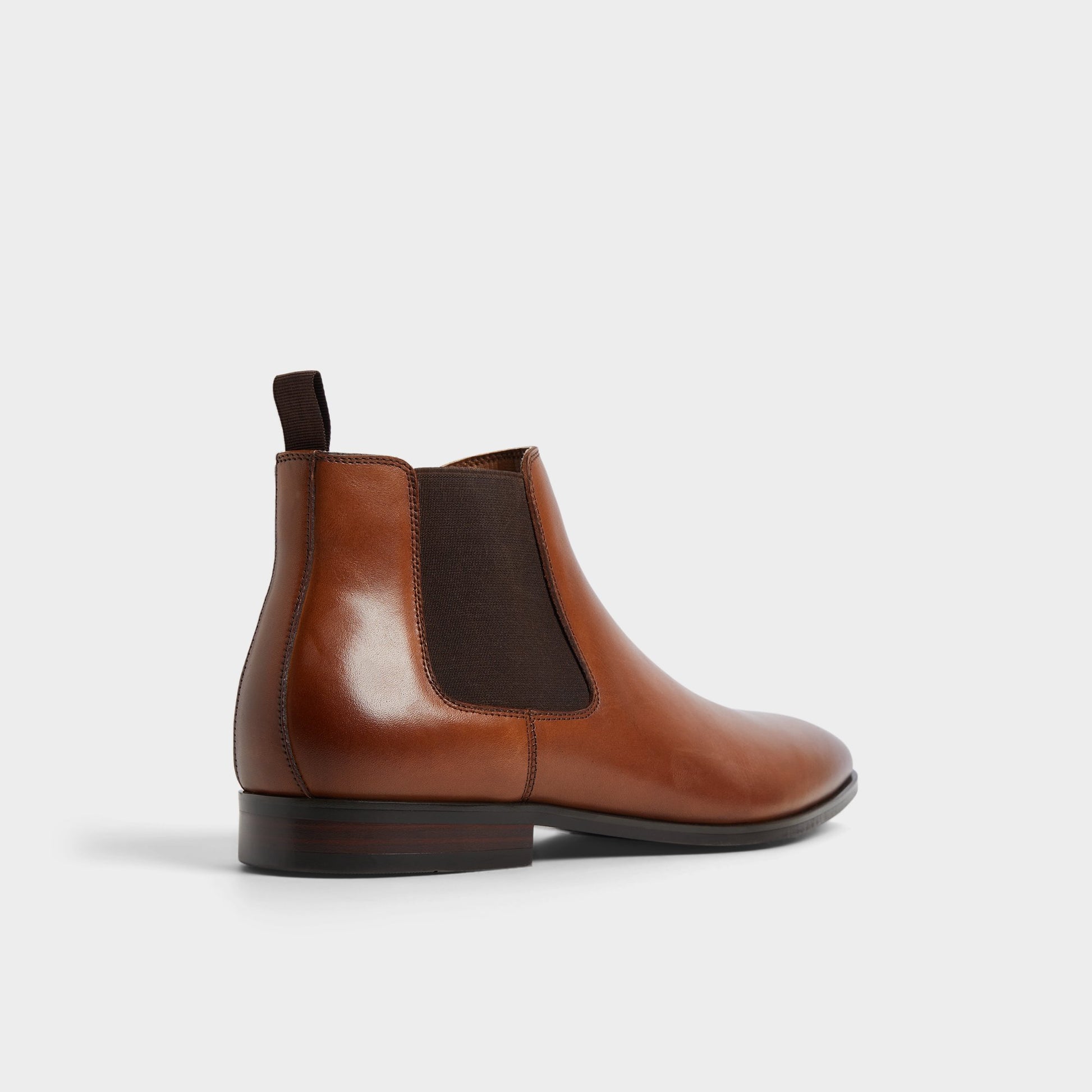 Three-quarter angle of Cognac Sosa Chelsea boot's back side