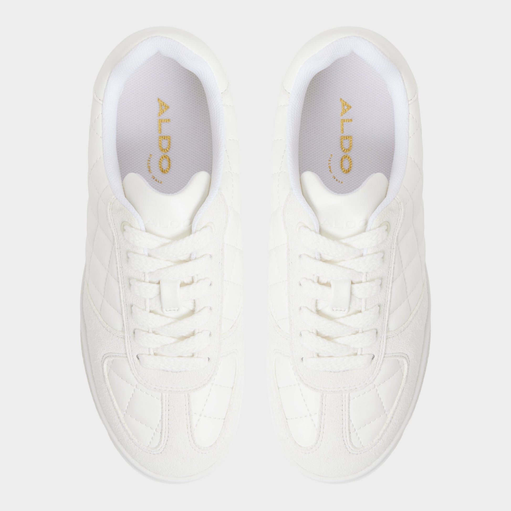 Top-down view of the White Deevale Sneaker