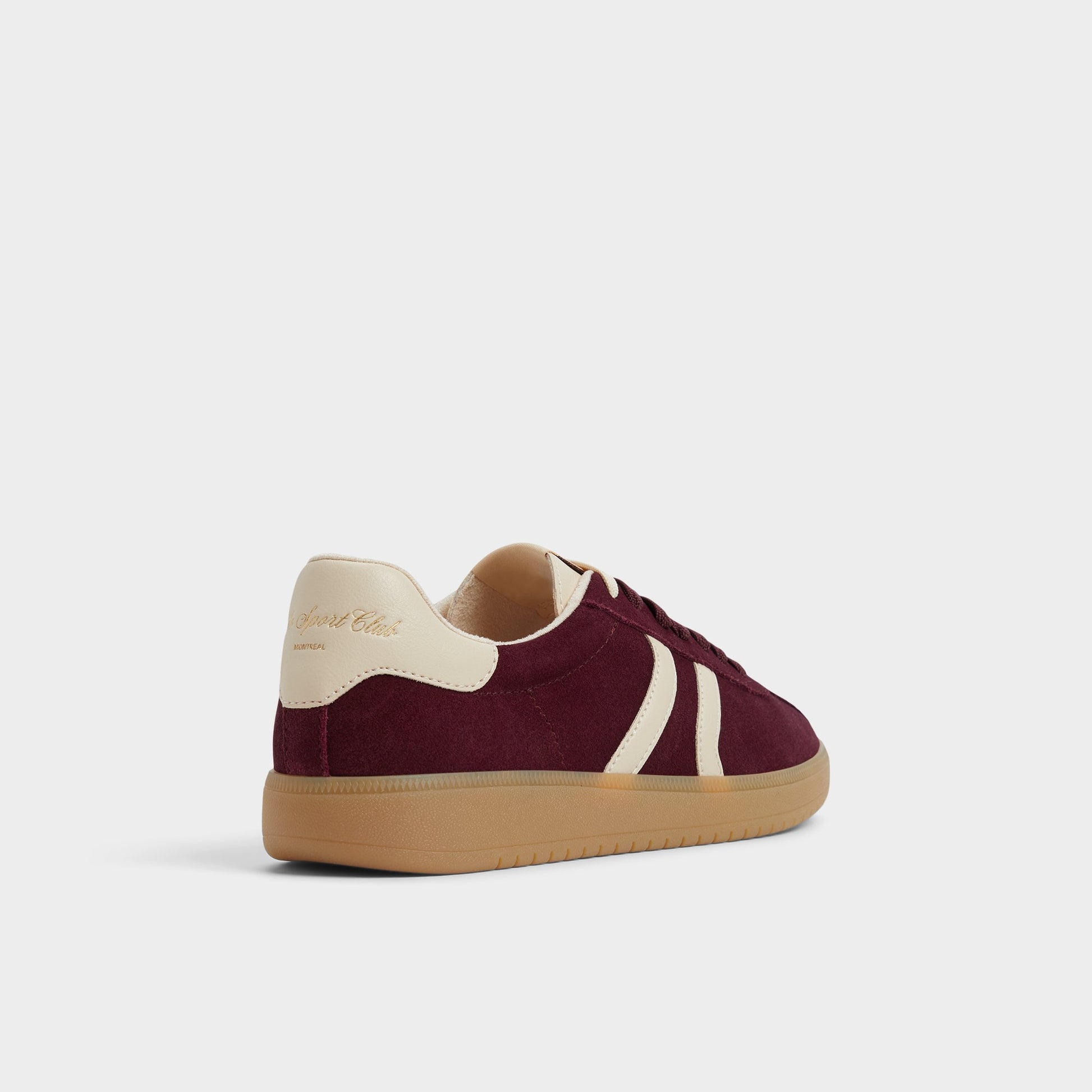 Three-quarter angle of Bordo Chicsneaker Low top sneaker's back side