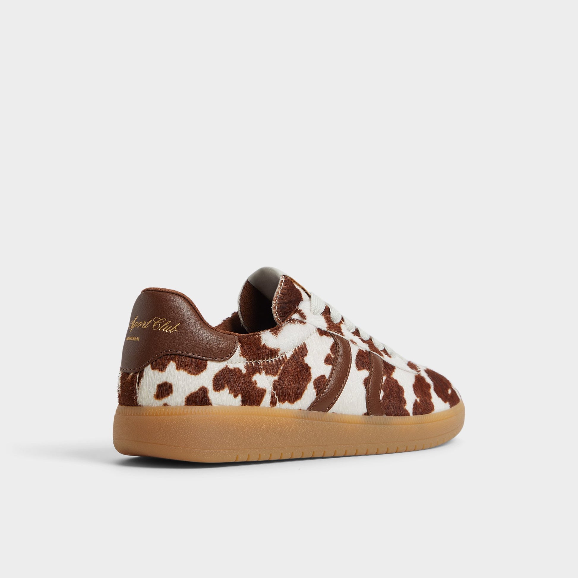 Three-quarter angle of Open Brown Chicsneaker Low top sneaker's back side