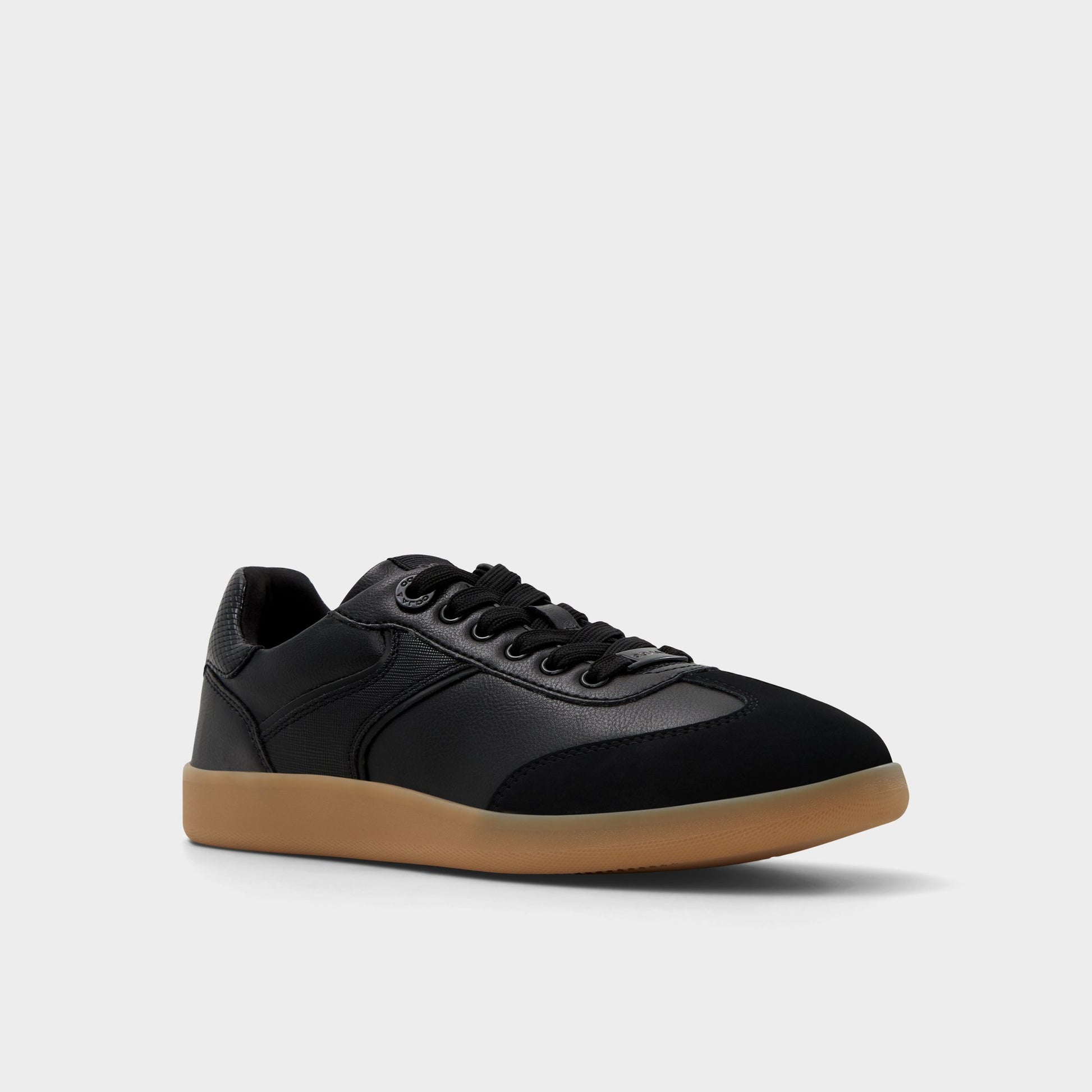 Three-quarter angle of Black Erilg-xt Sneaker's front side