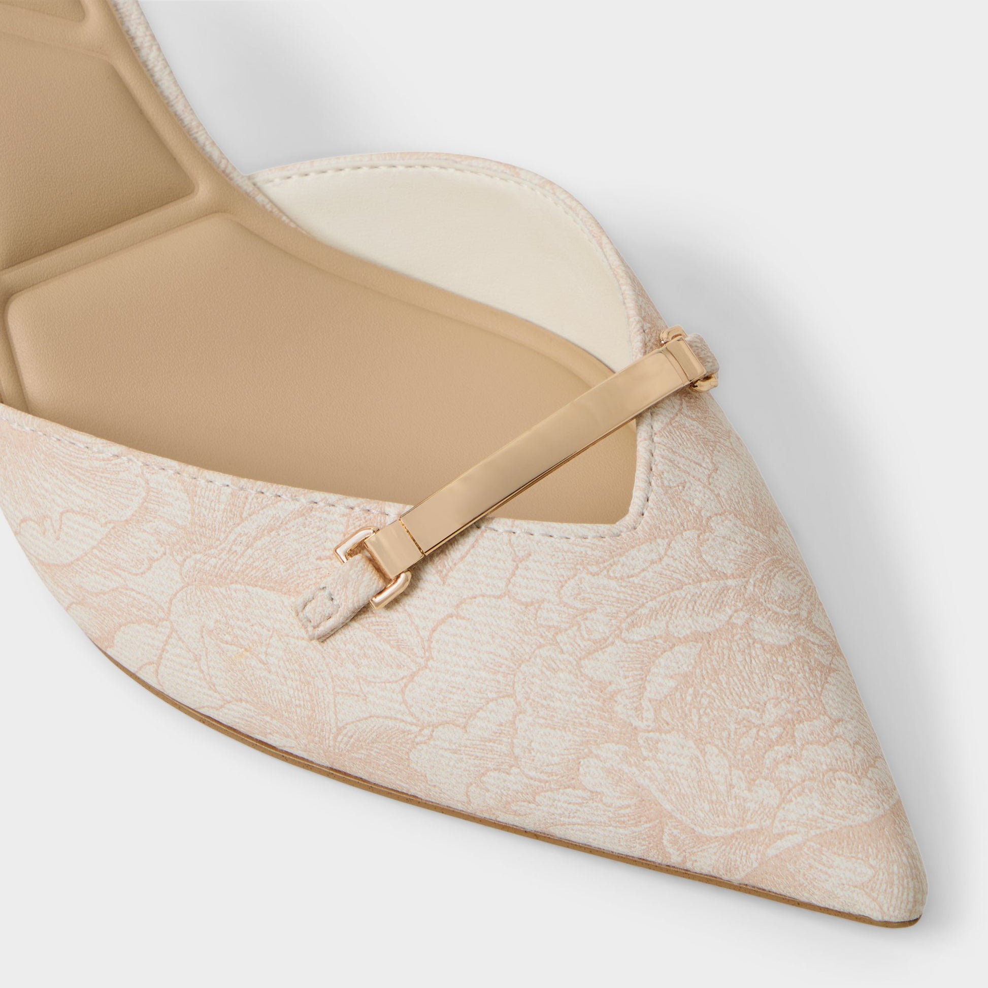 Close-up of the Light Pink Nailah Slingback heel