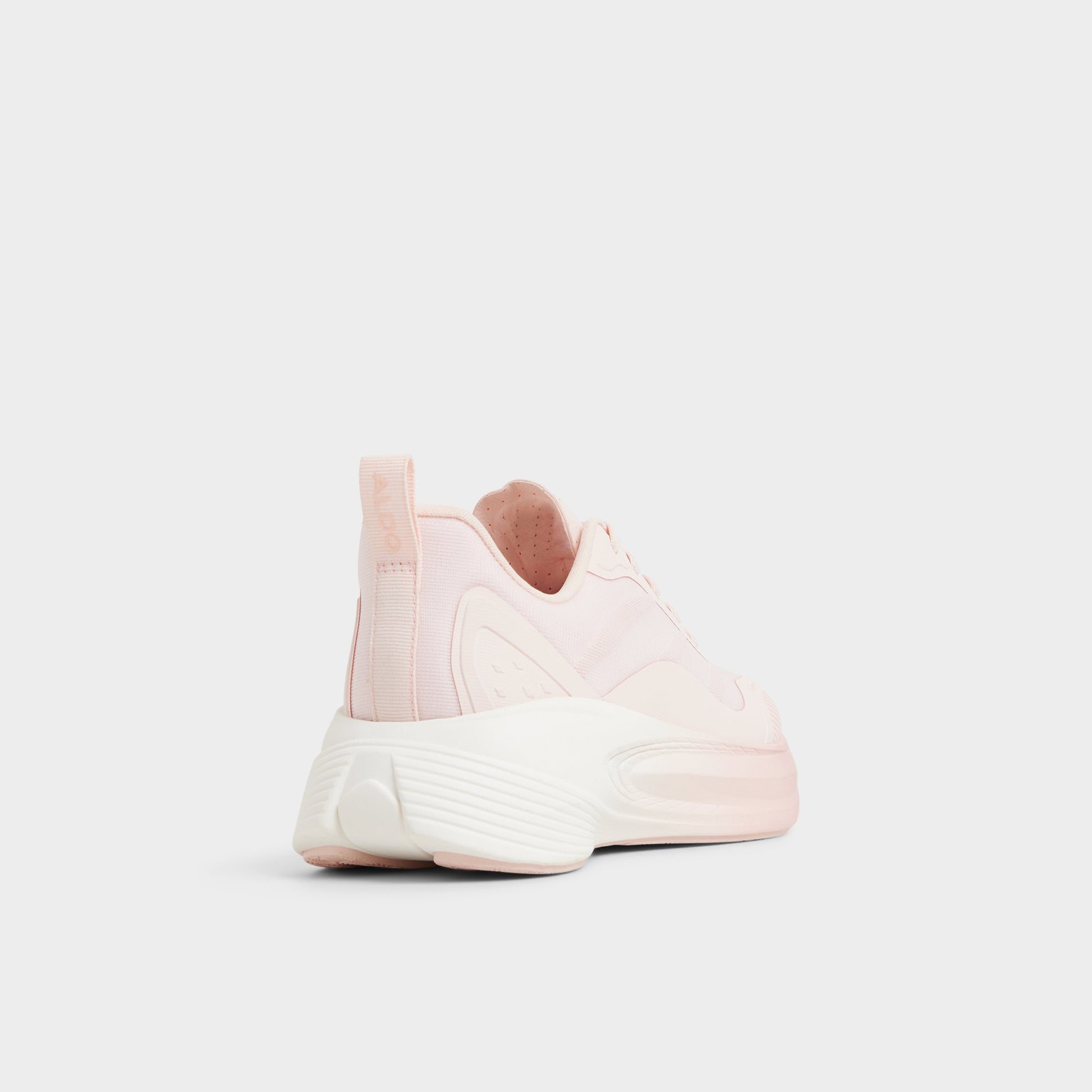 Angle de trois quarts de l'arrière de Autre Rose Pillowstep Sneaker