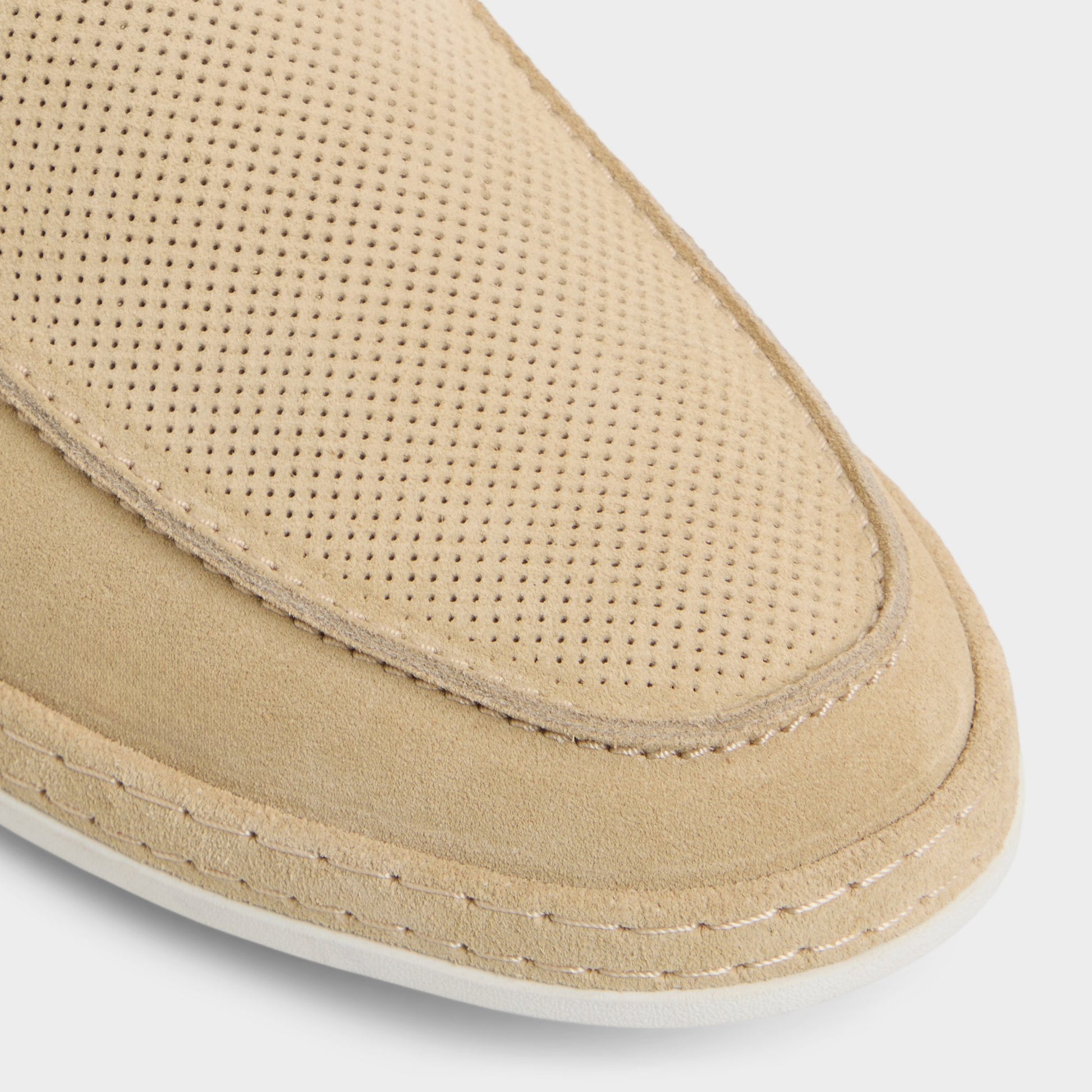 Gros plan de la Beige Clair Arlow Flâneur