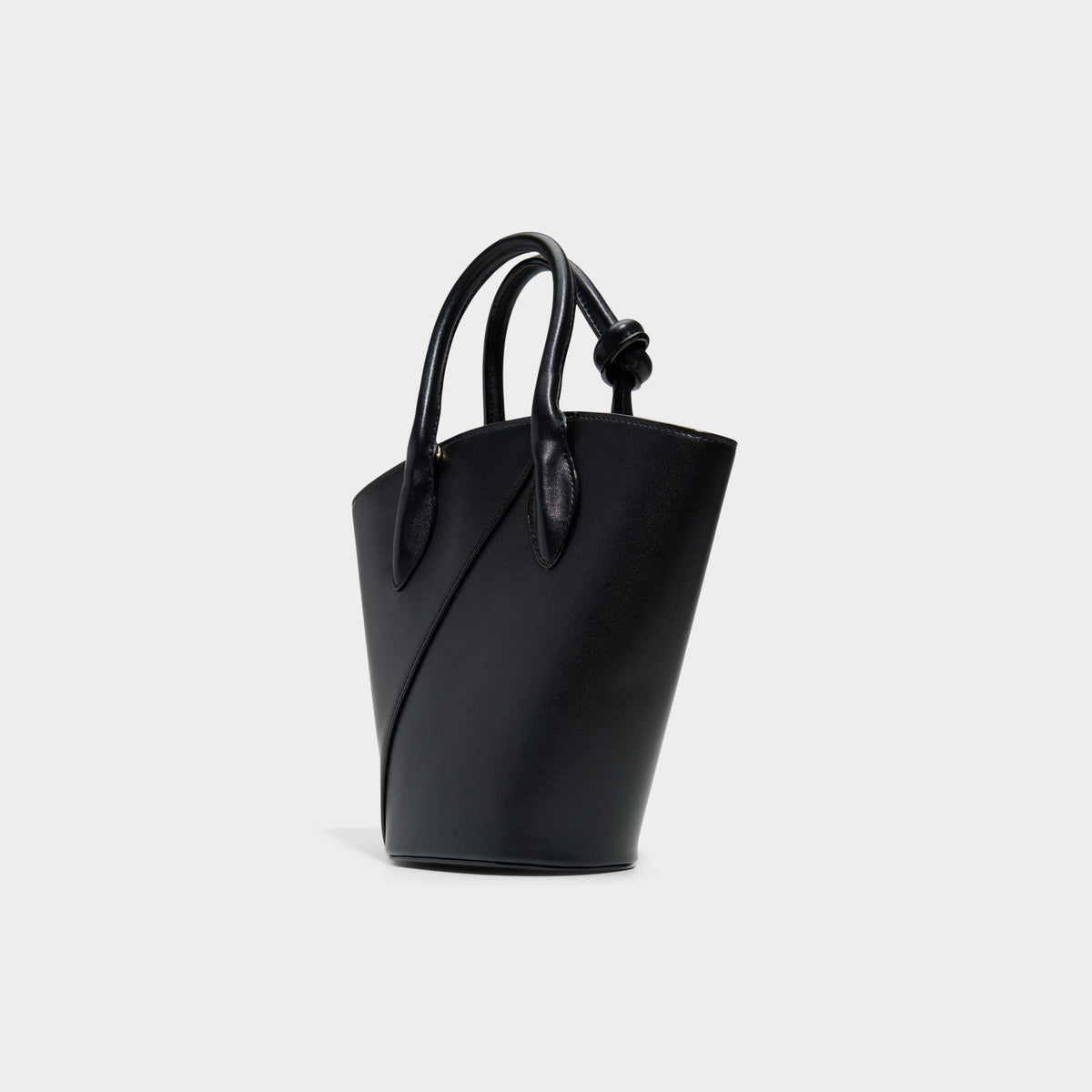 Product media for Daphney