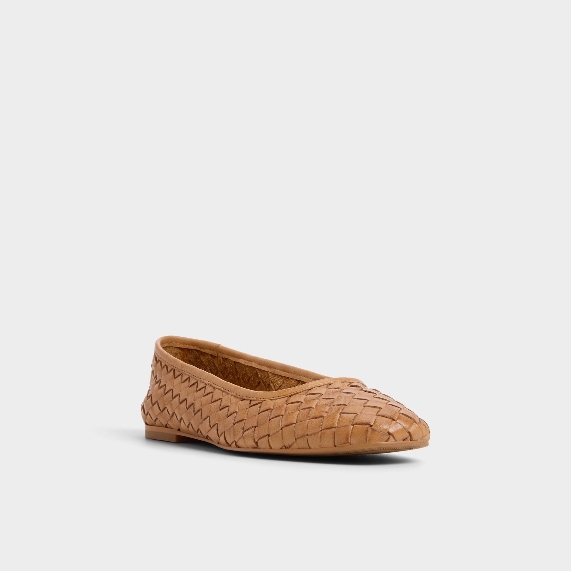 Three-quarter angle of Tan Adrabrinna Ballerina's front side