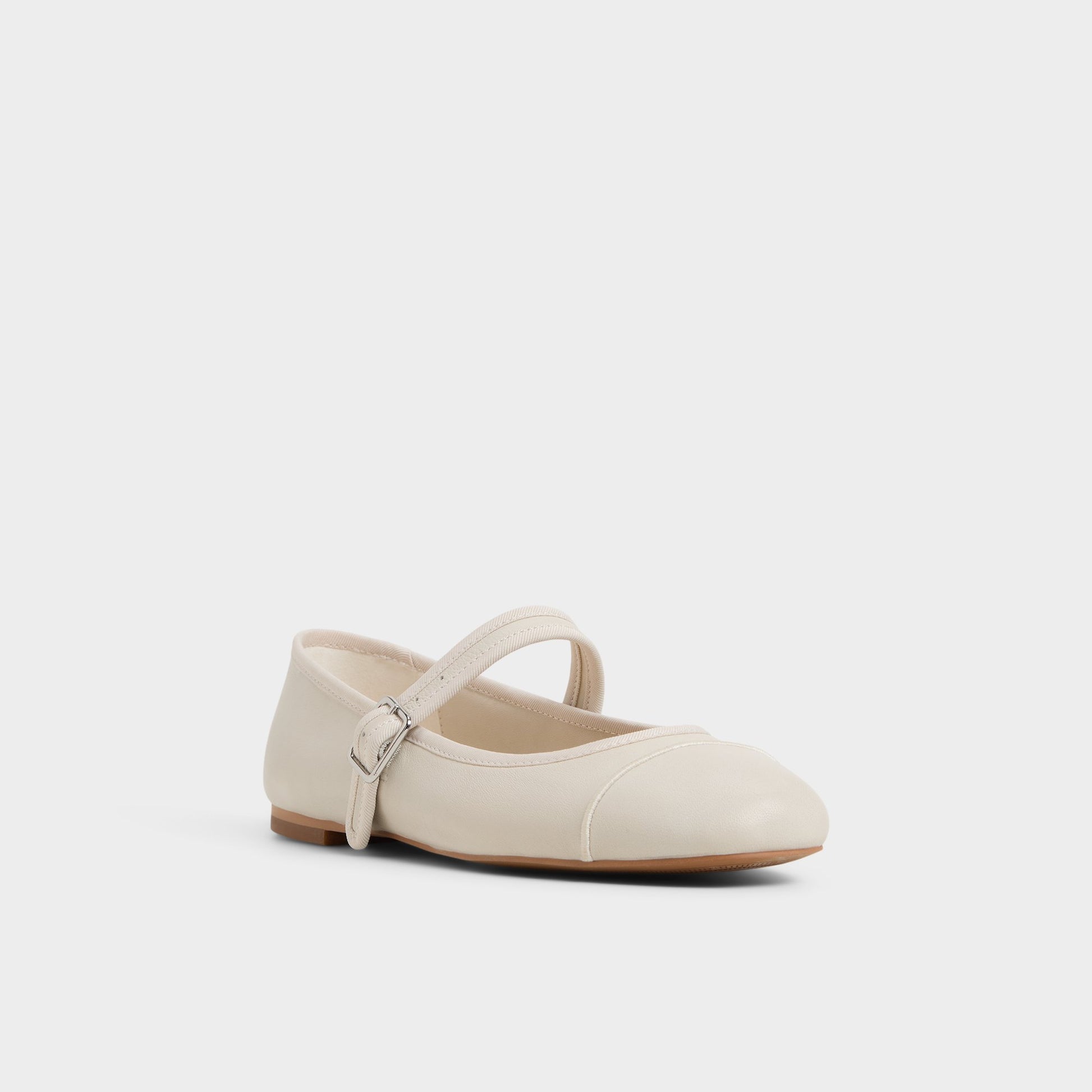 Three-quarter angle of White Caylyn Ballerina's front side