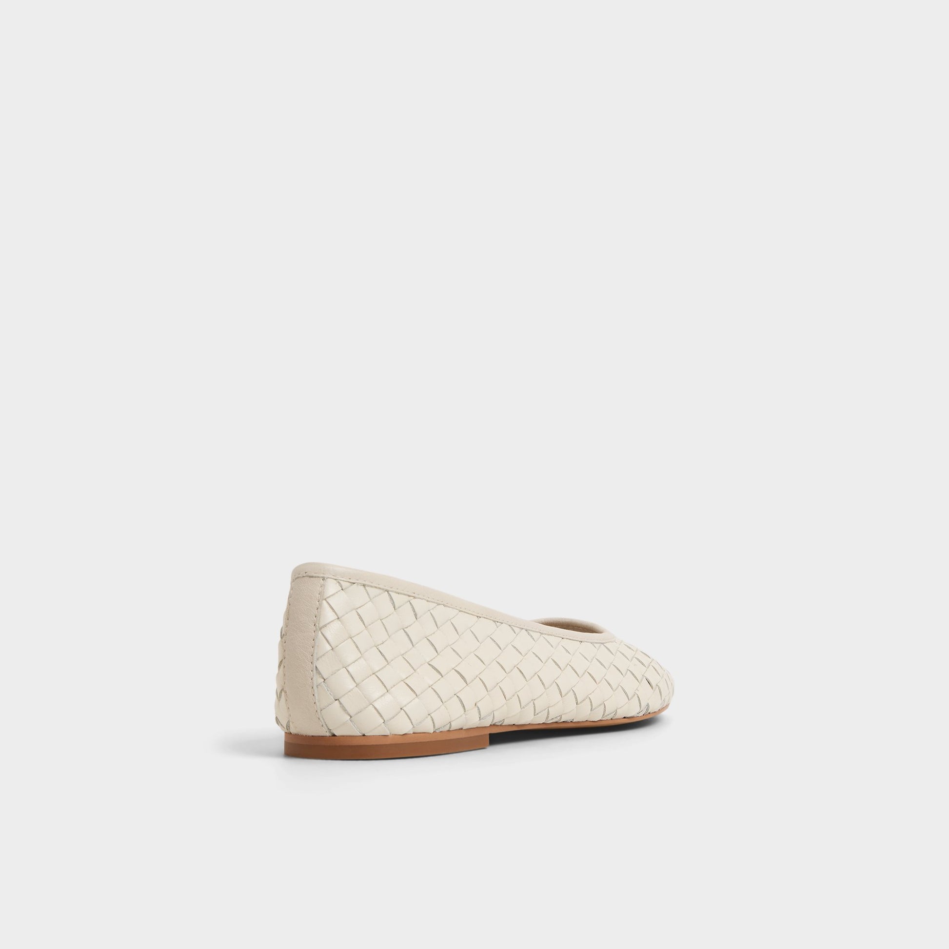 Three-quarter angle of White Adrabrinna Ballerina's back side