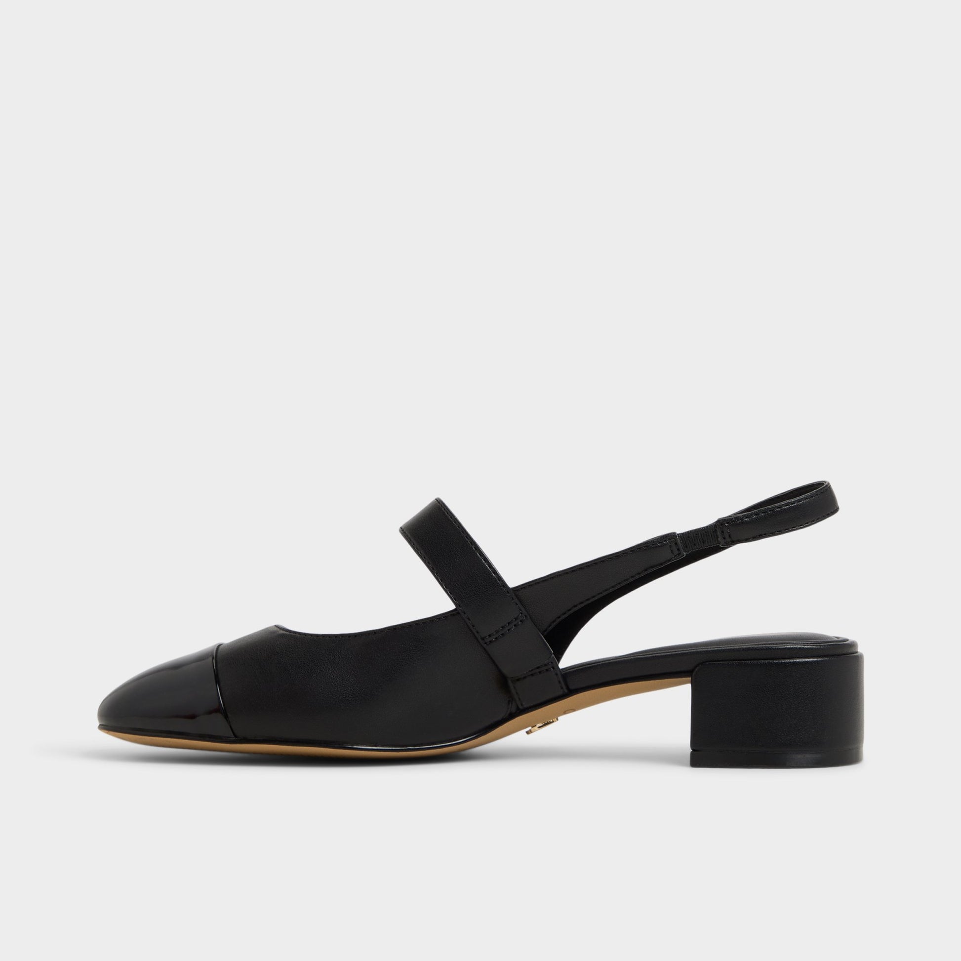 Vue latérale de Noir Agathe Talon haut à bride arrière