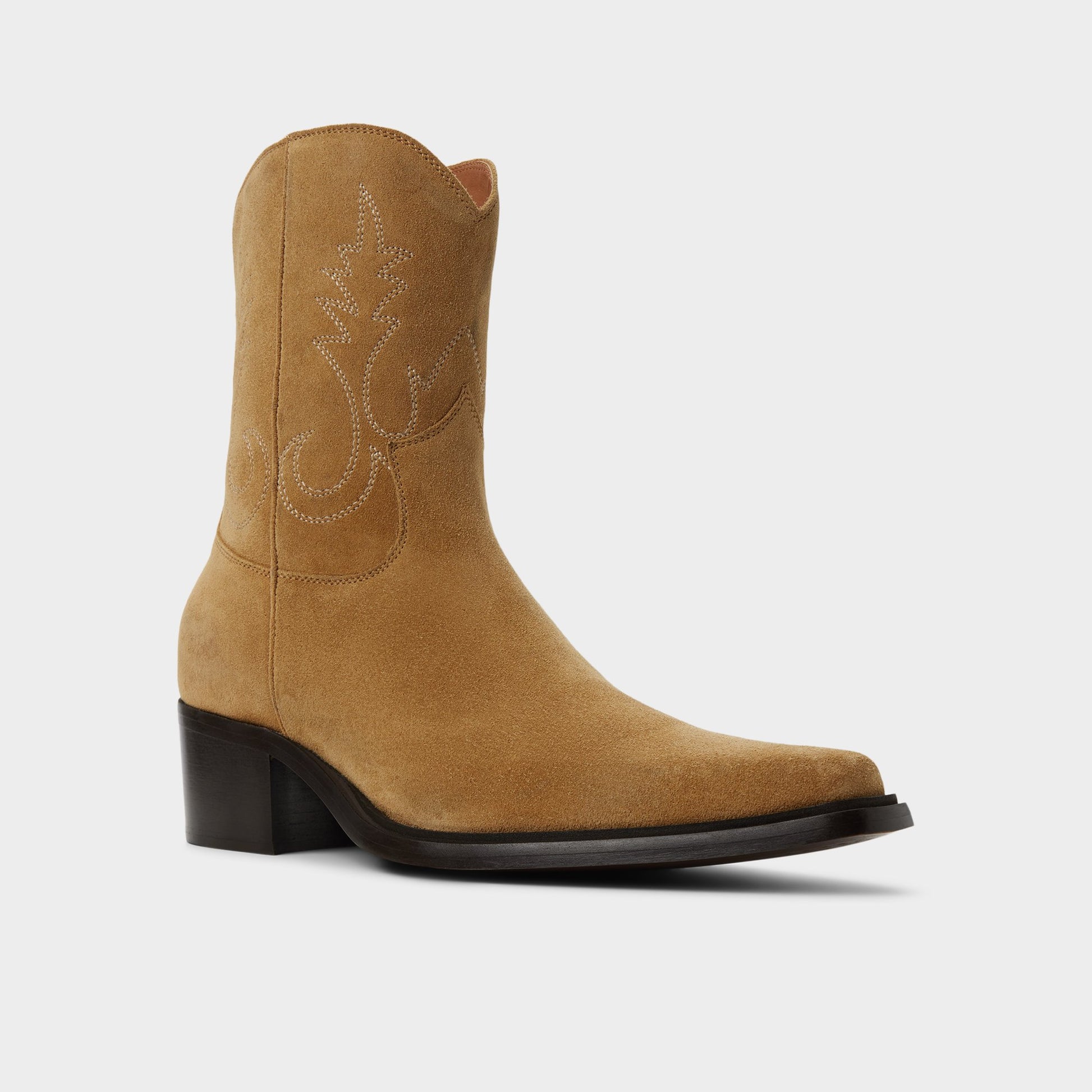 Three-quarter angle of Wheat Guthrie Western boot's front side