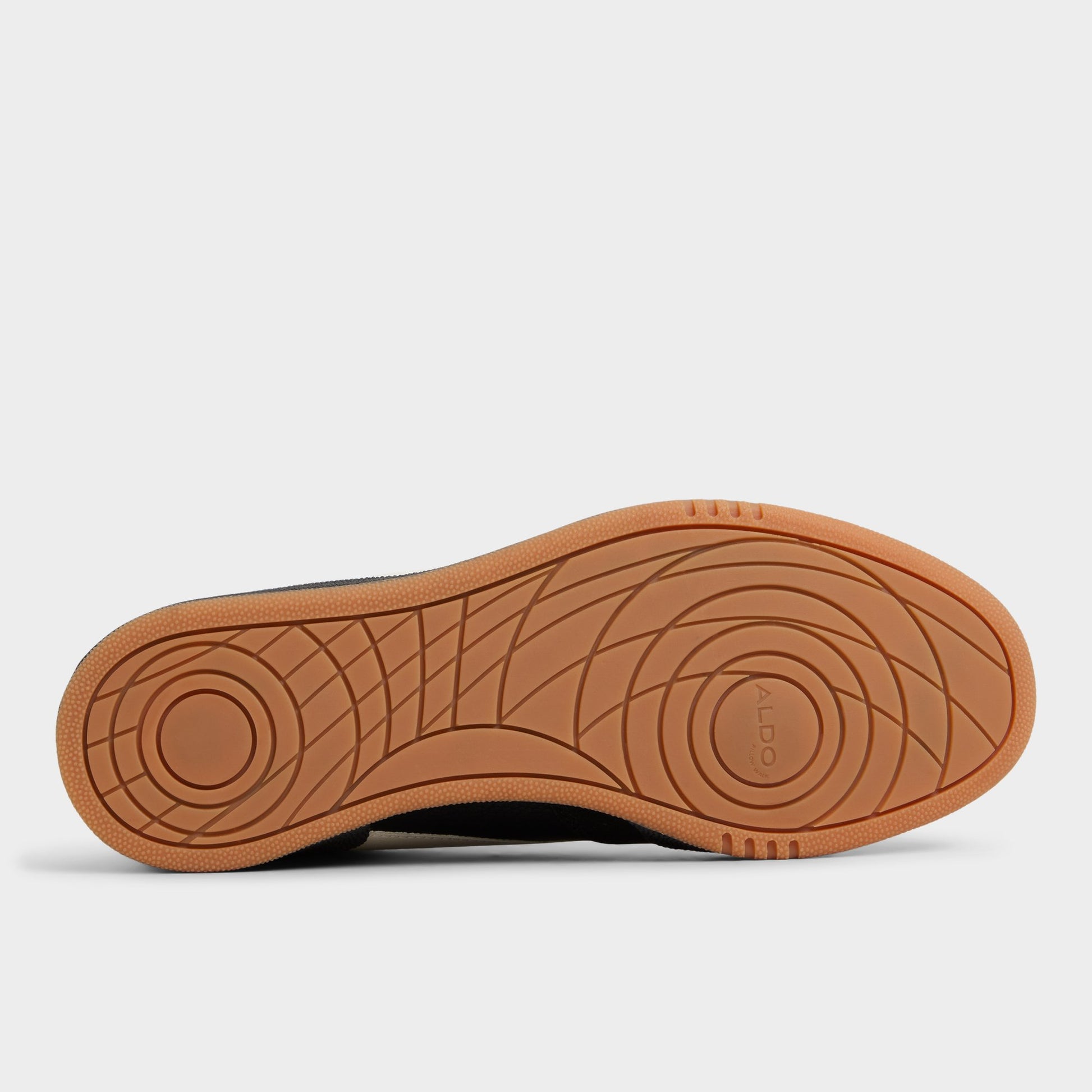 Vue de la semelle de Noir Ashwin Sneaker bas