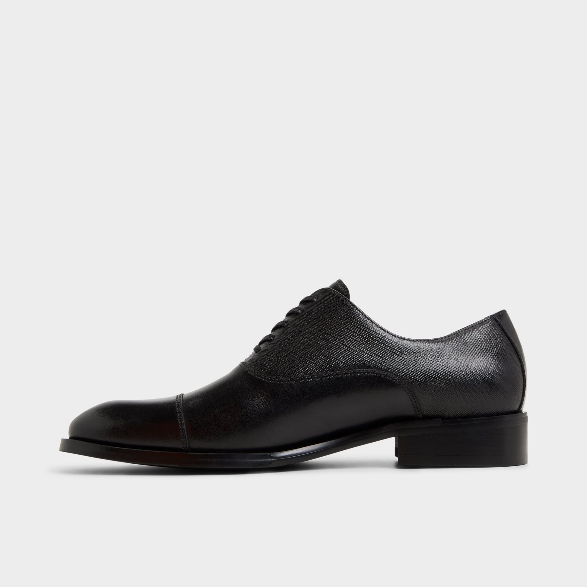 Side view of Black Reece Oxford shoe