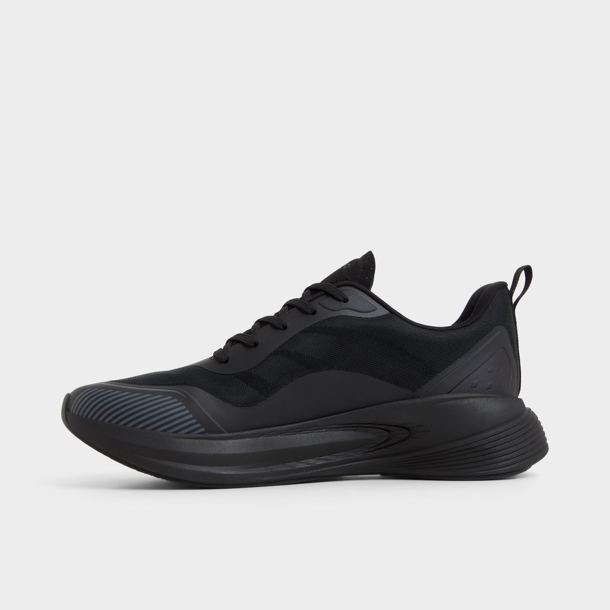 Side view of Black/black Pillowsnkr-m Jogger sneaker